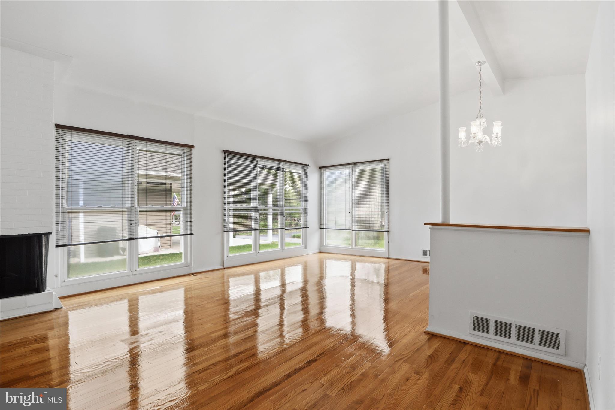 SUMMIT PARK - Residential