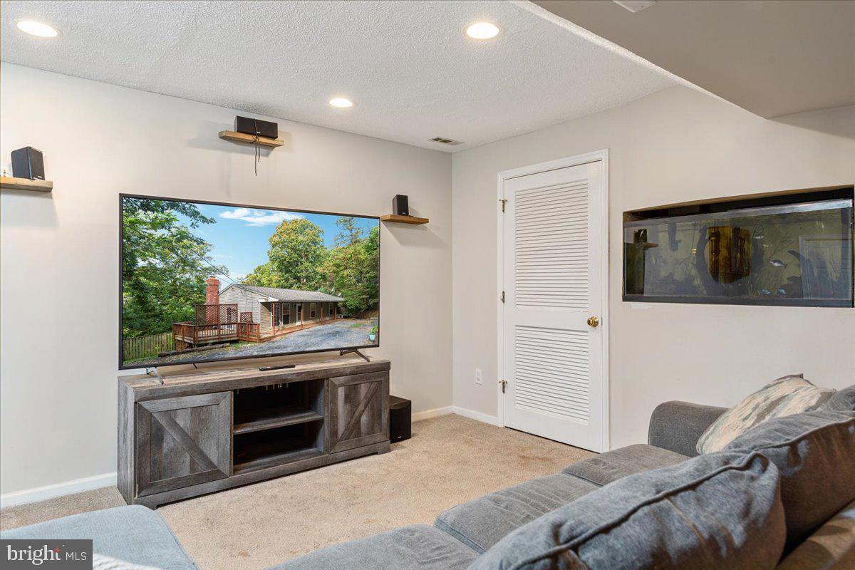 SKYLAND ESTATES - Residential