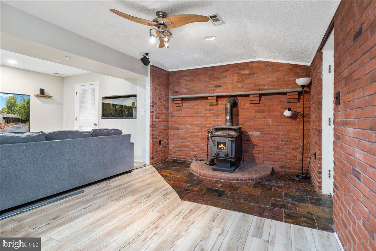 SKYLAND ESTATES - Residential