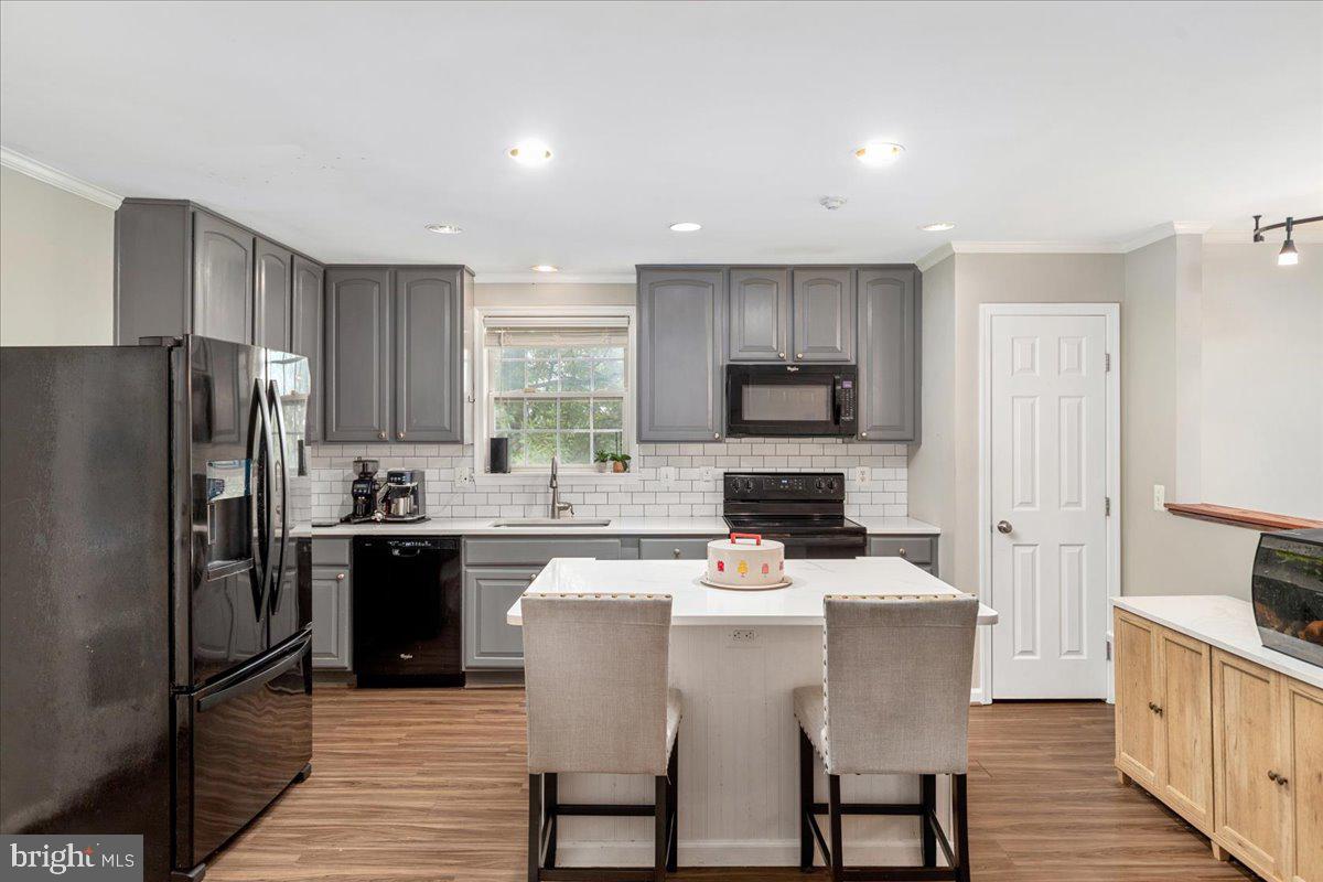 SKYLAND ESTATES - Residential