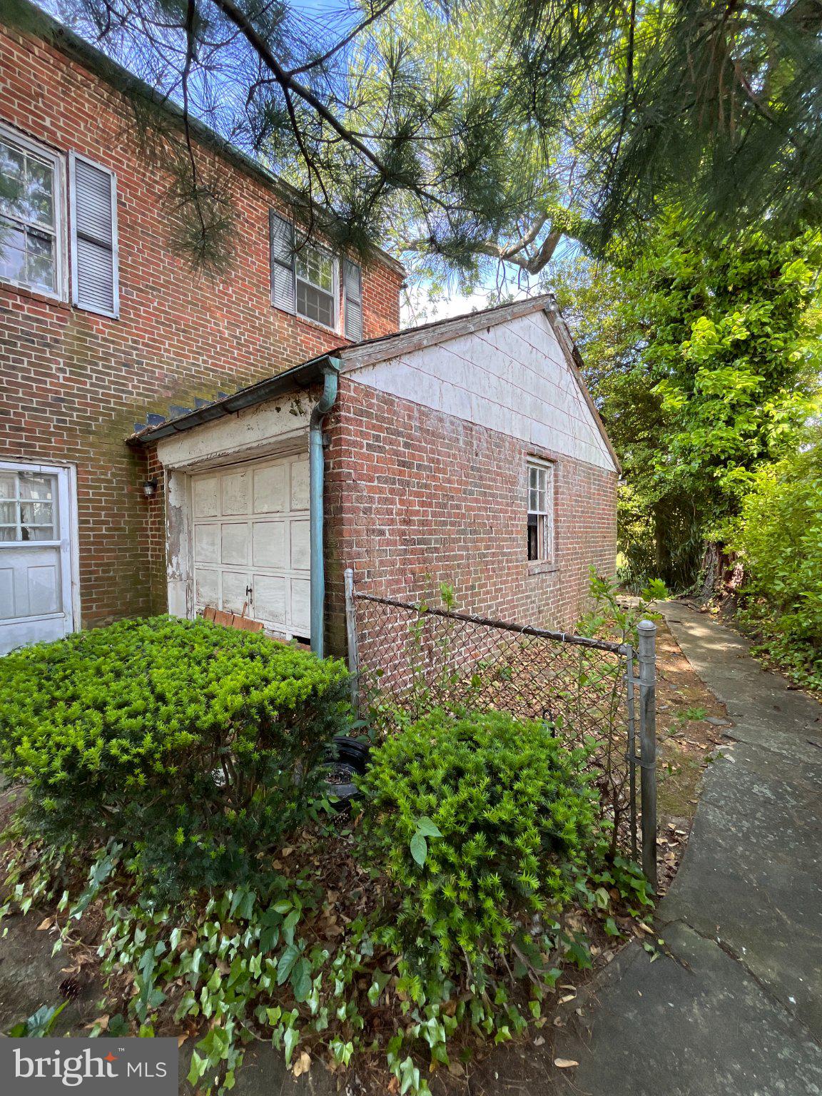 LOCH RAVEN - Residential