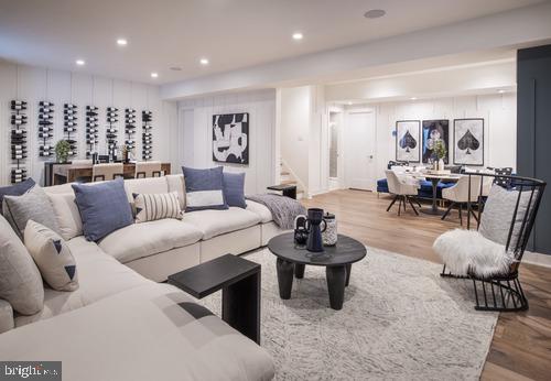 REGENCY AT WATERSIDE - Residential