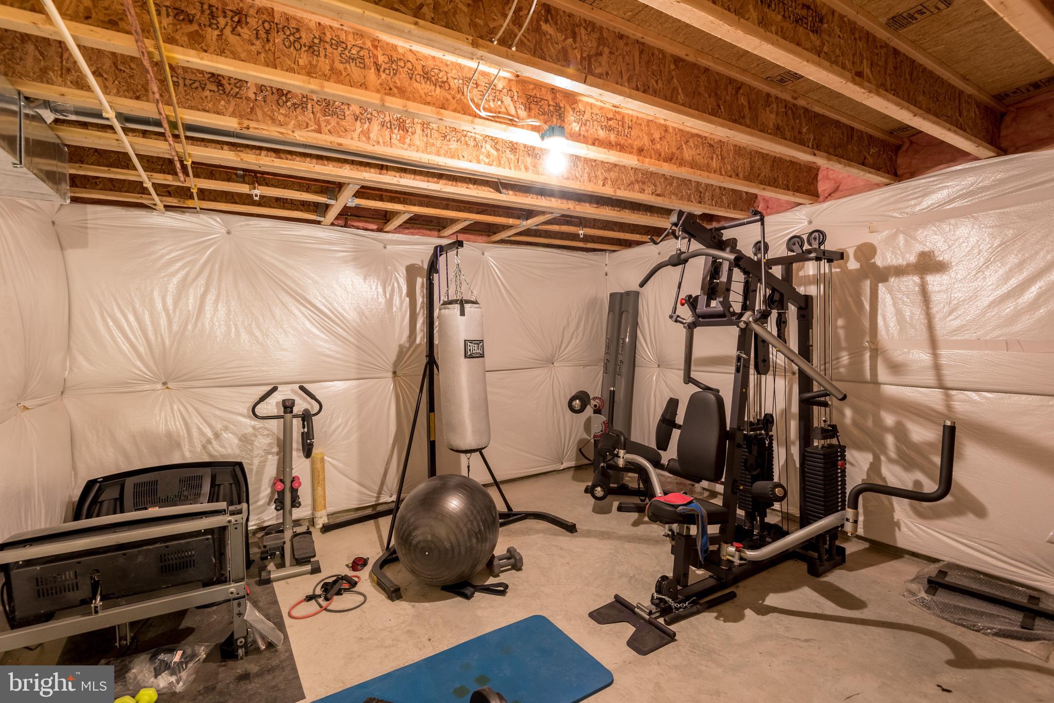 BEN OAKS - Residential