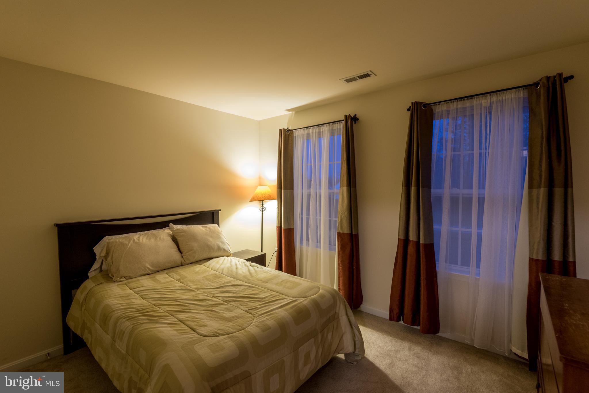 BEN OAKS - Residential