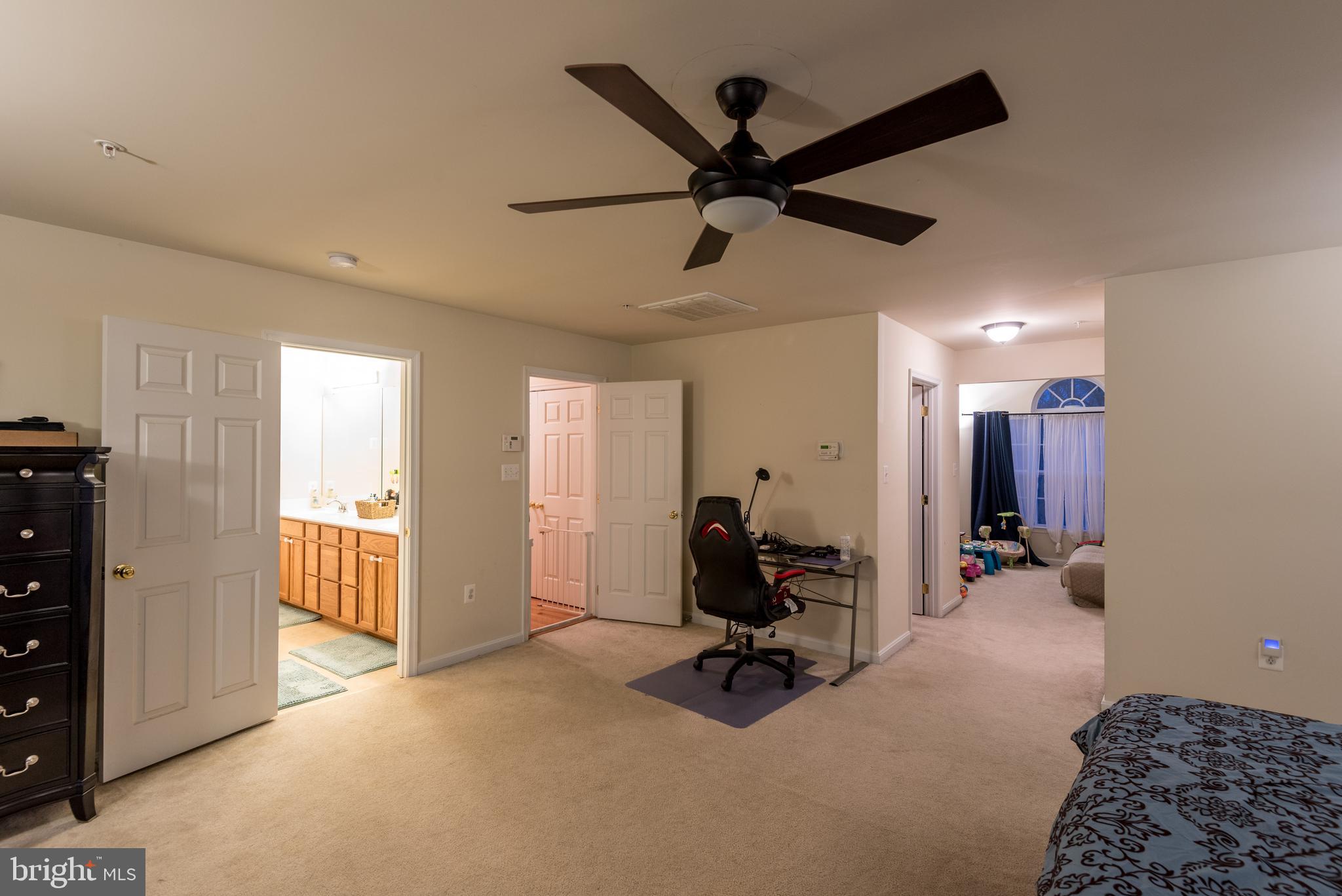 BEN OAKS - Residential