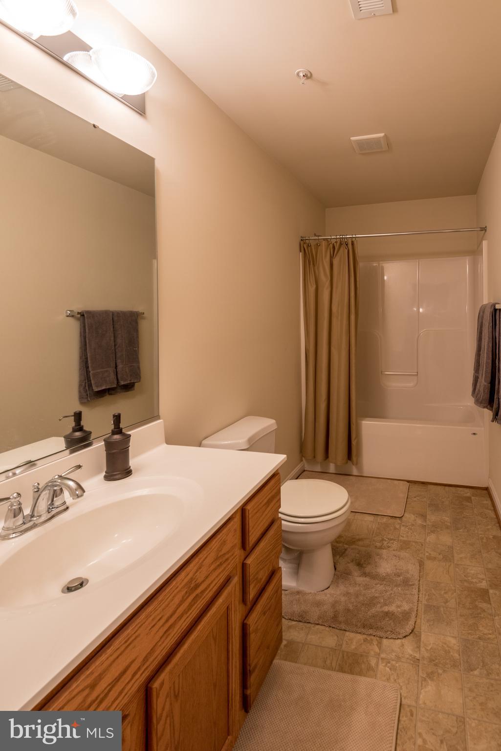 BEN OAKS - Residential