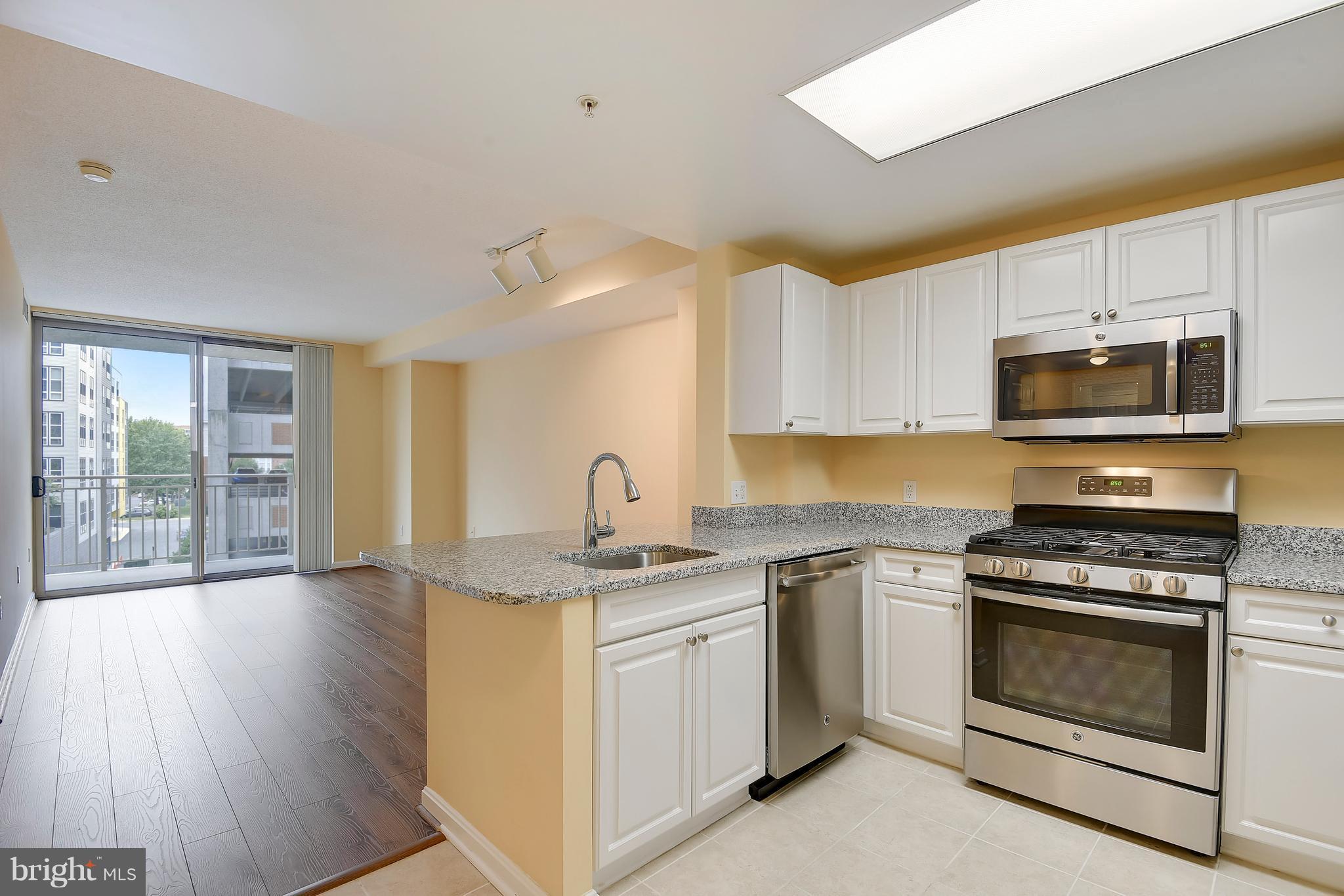 WILTON HOUSE - Residential Lease