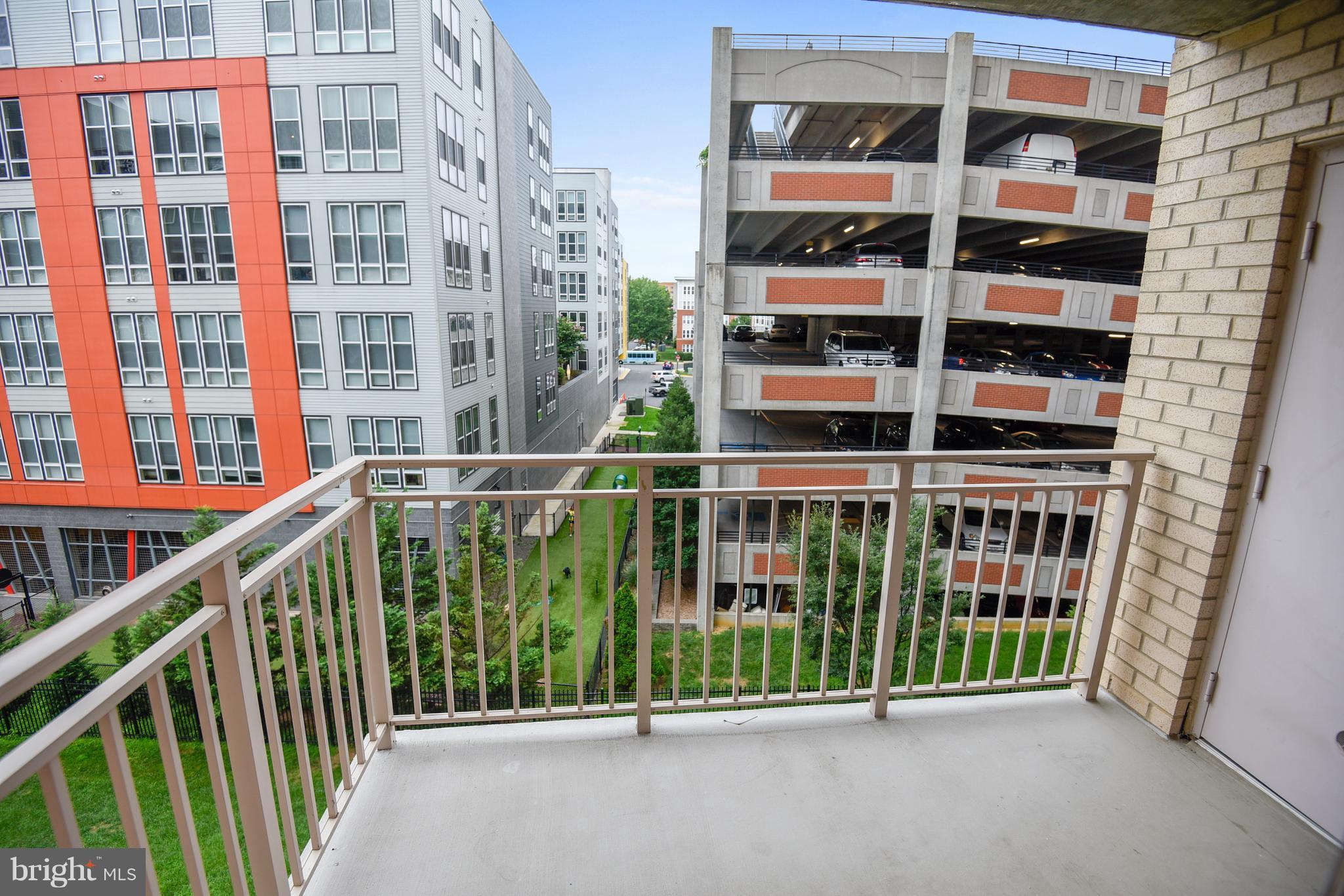 WILTON HOUSE - Residential Lease