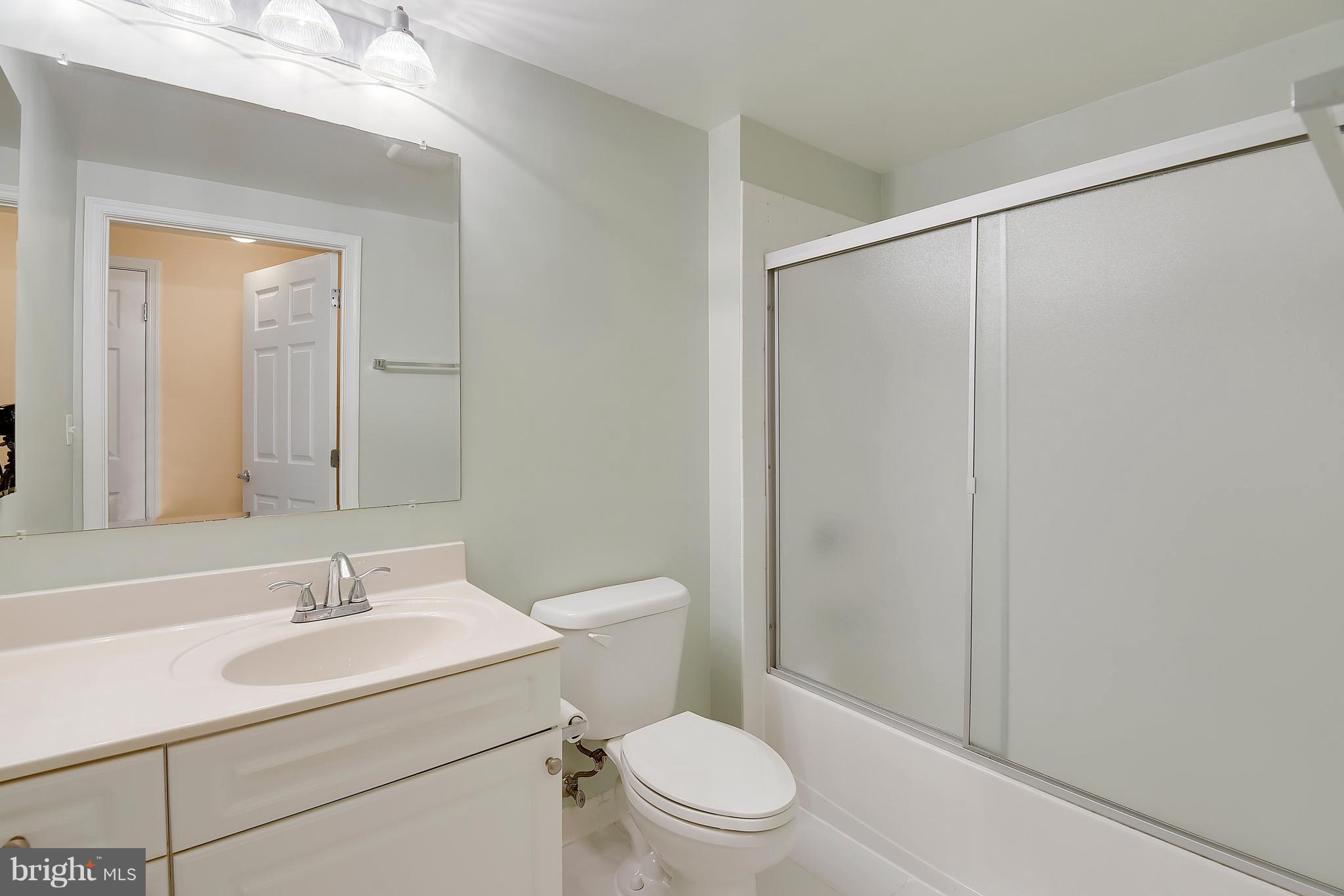 WILTON HOUSE - Residential Lease