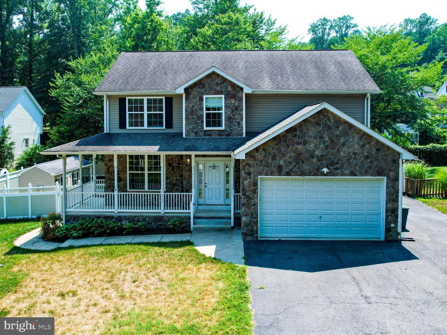 SELBY HEIGHTS - Residential