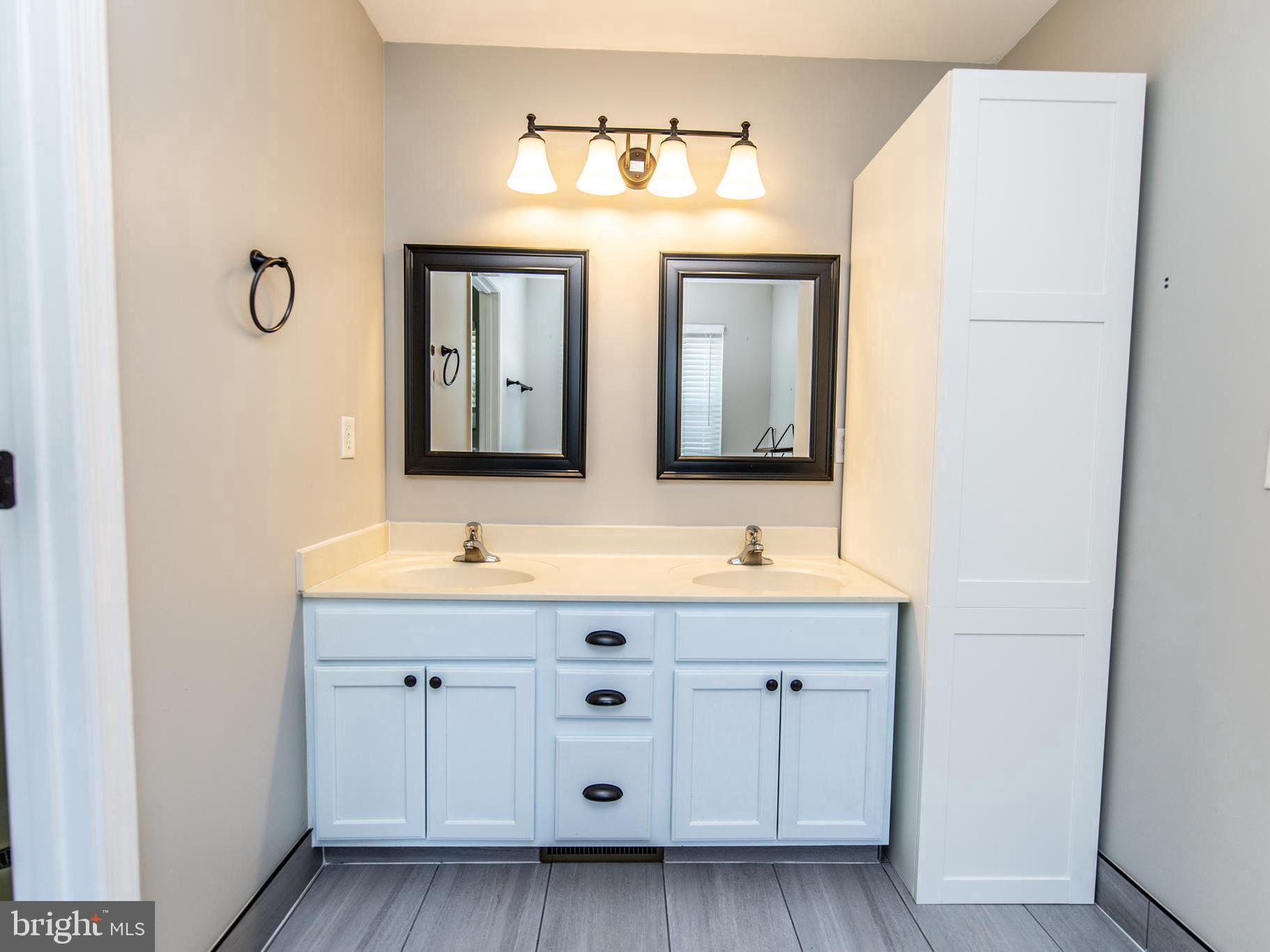 SELBY HEIGHTS - Residential