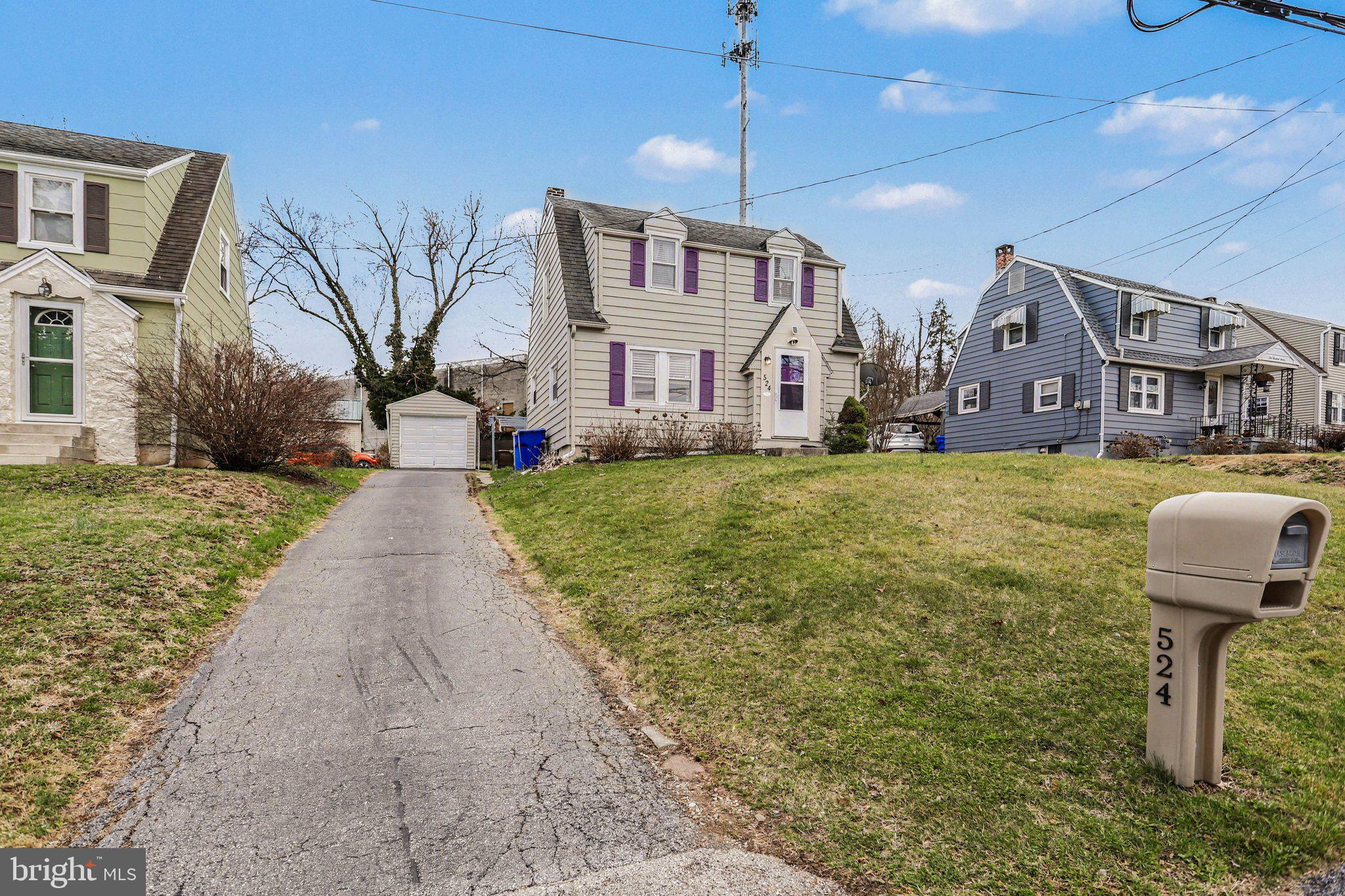 524 HILLCREST ROAD