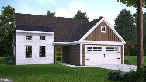 40 CLOVER DRIVE 49 MYERSTOWN PA 17067
