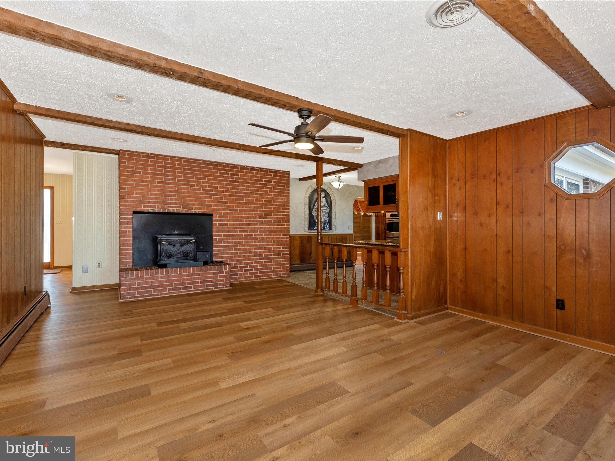 FOUR COUNTY ESTATES - Residential