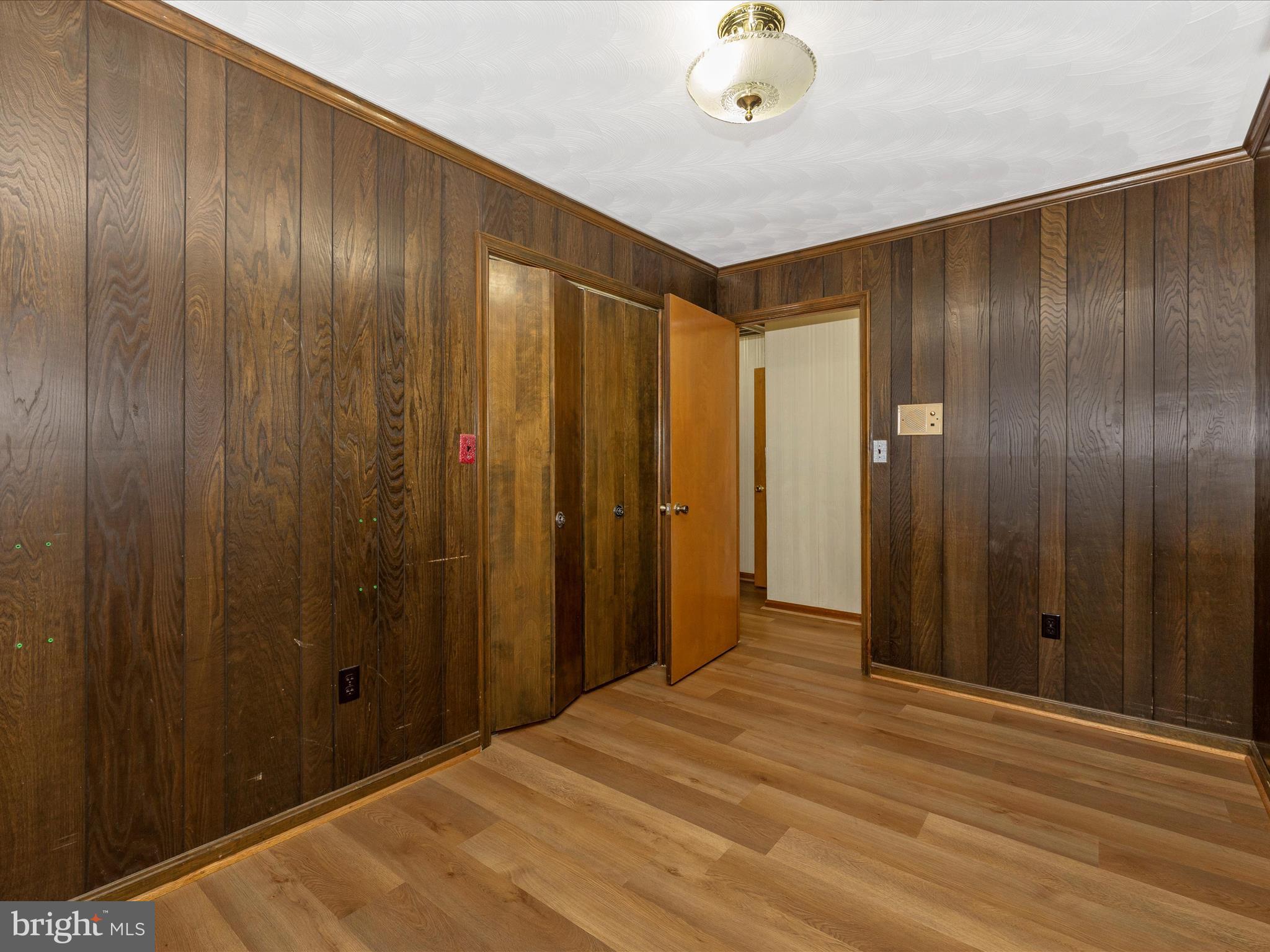 FOUR COUNTY ESTATES - Residential