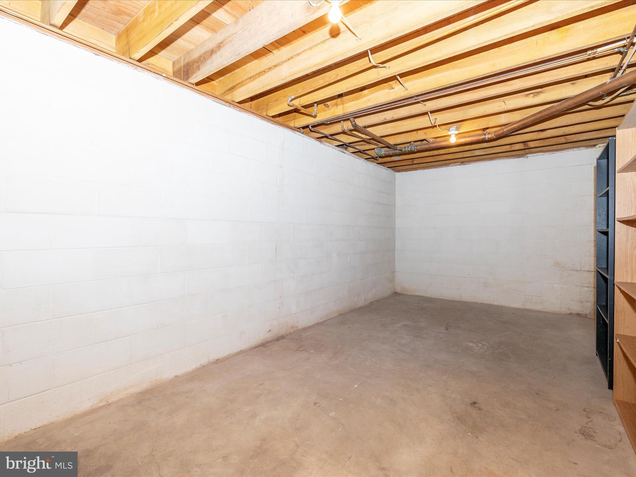 FOUR COUNTY ESTATES - Residential