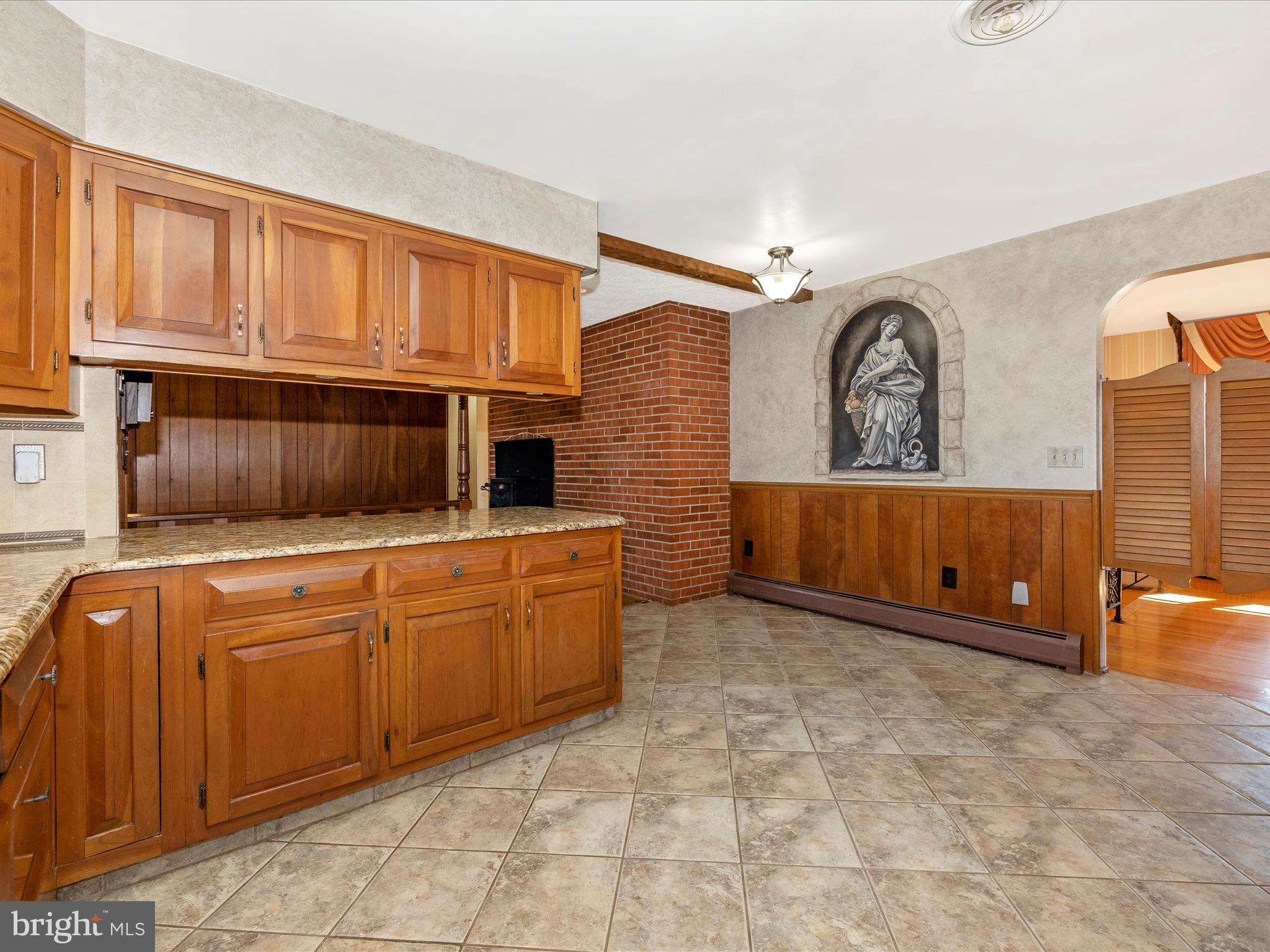 FOUR COUNTY ESTATES - Residential