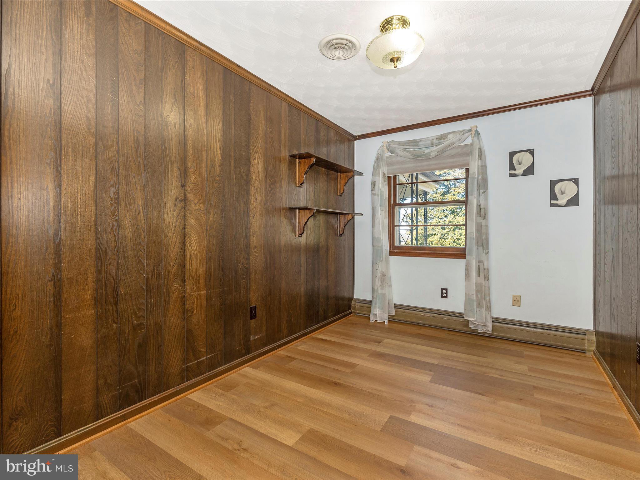 FOUR COUNTY ESTATES - Residential