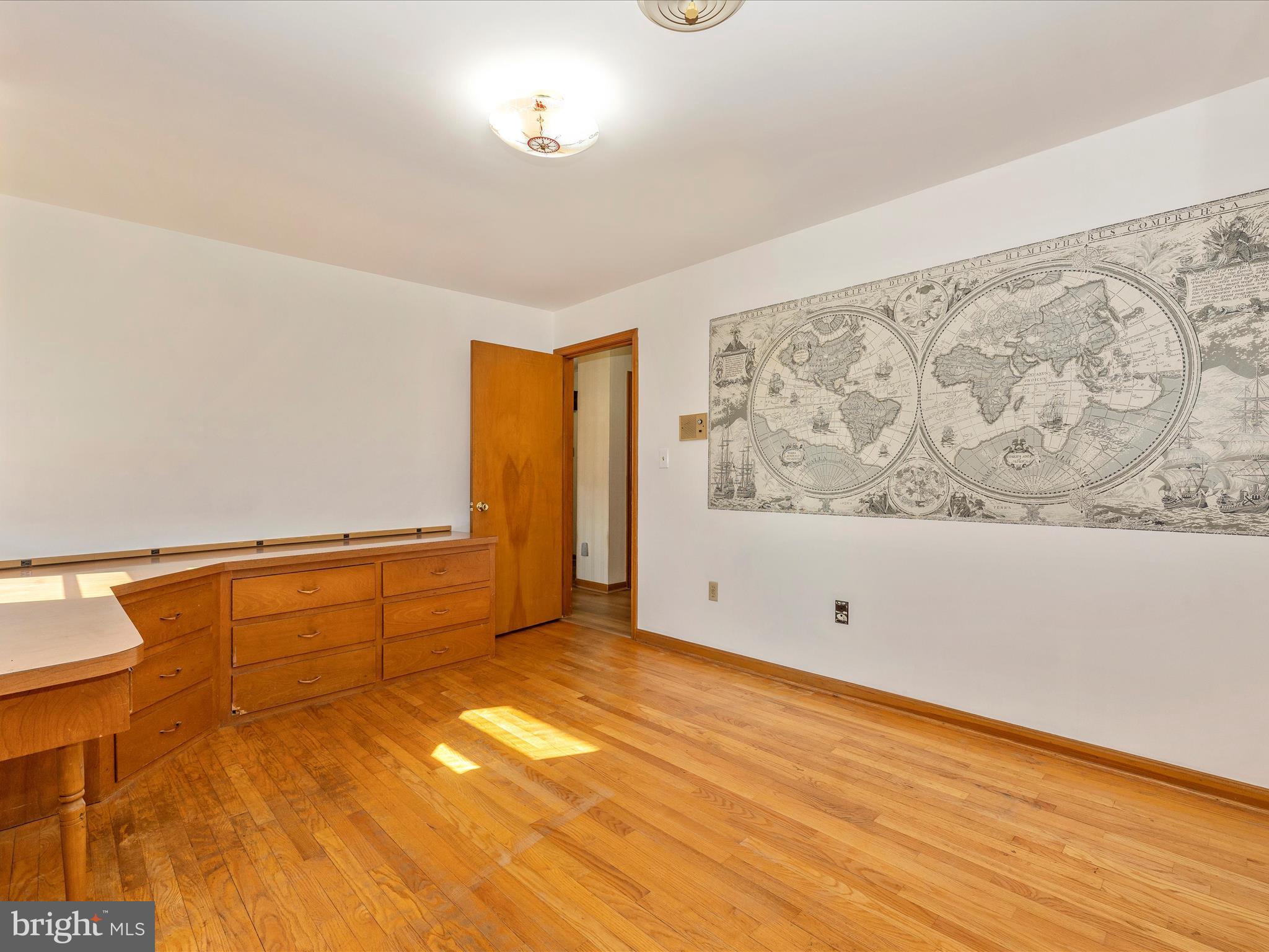 FOUR COUNTY ESTATES - Residential