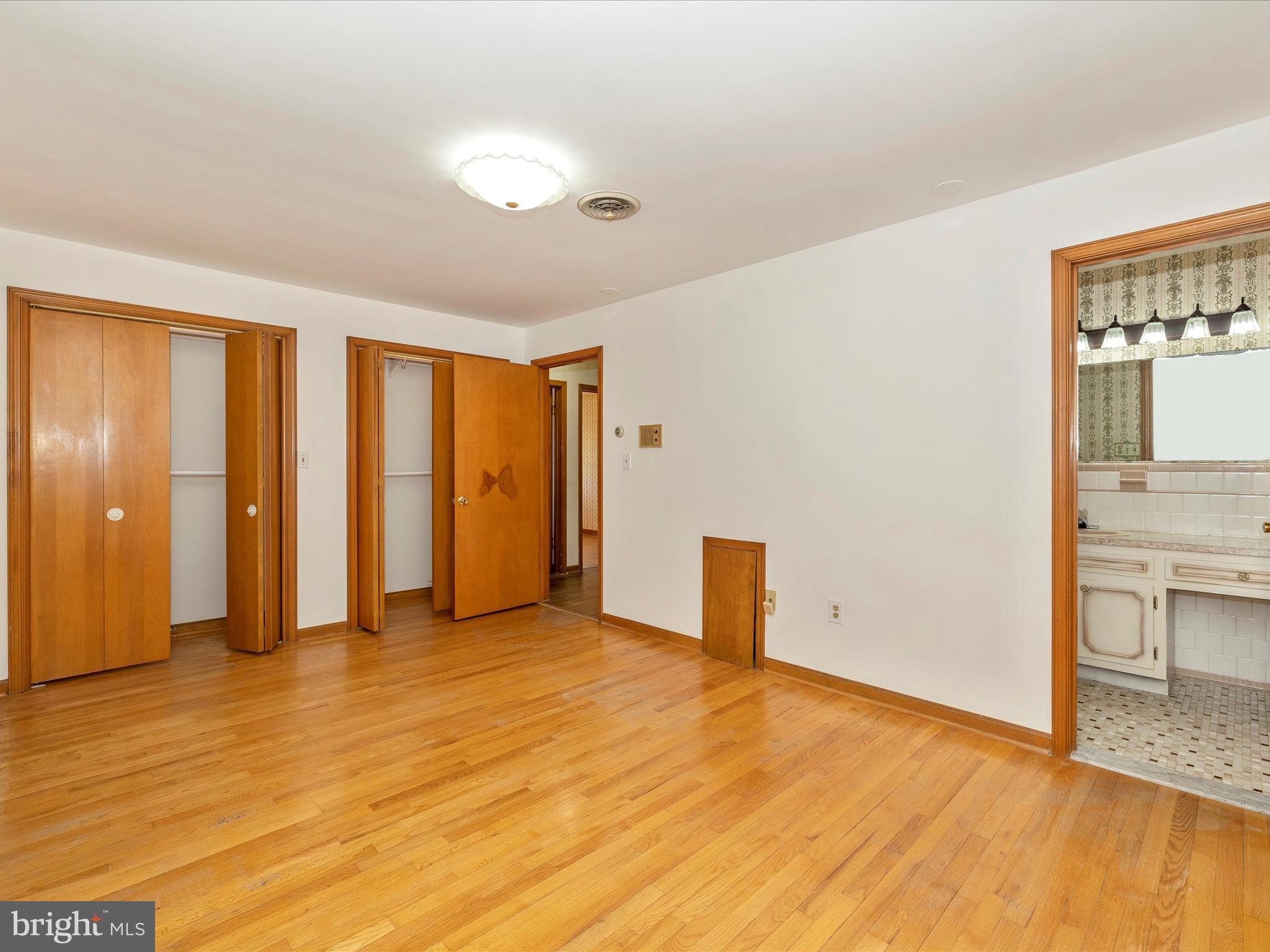 FOUR COUNTY ESTATES - Residential