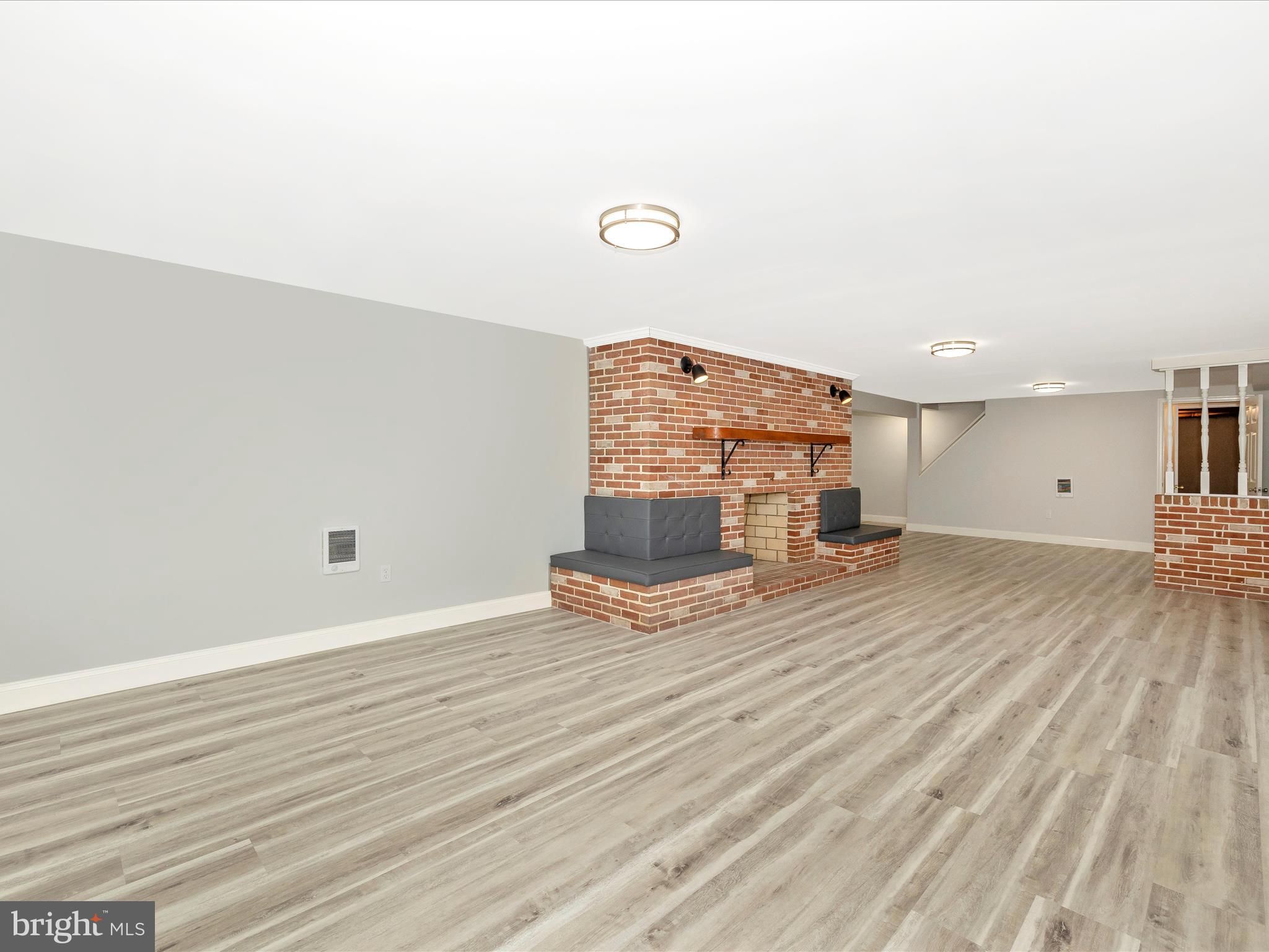 FOUR COUNTY ESTATES - Residential