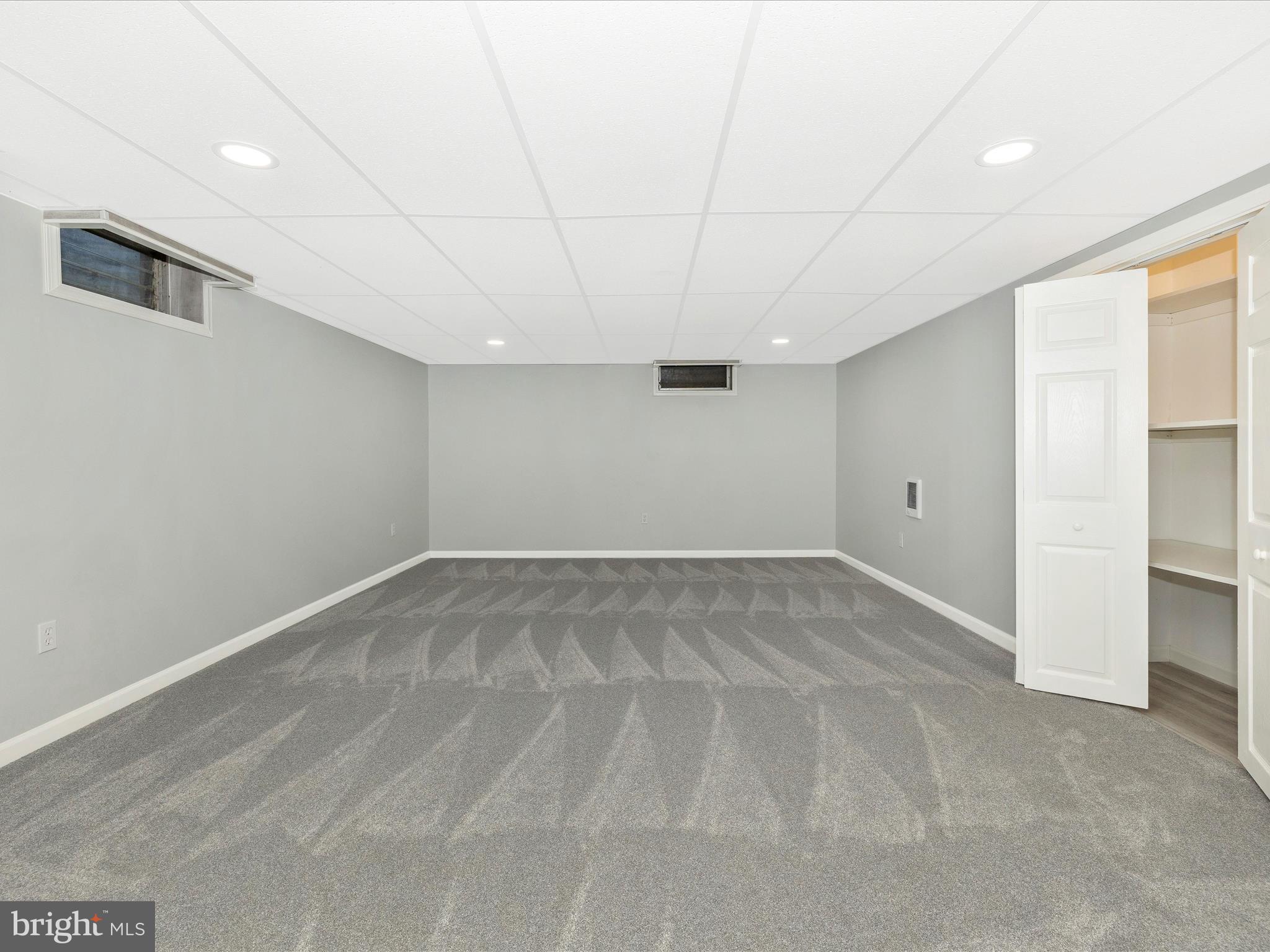 FOUR COUNTY ESTATES - Residential