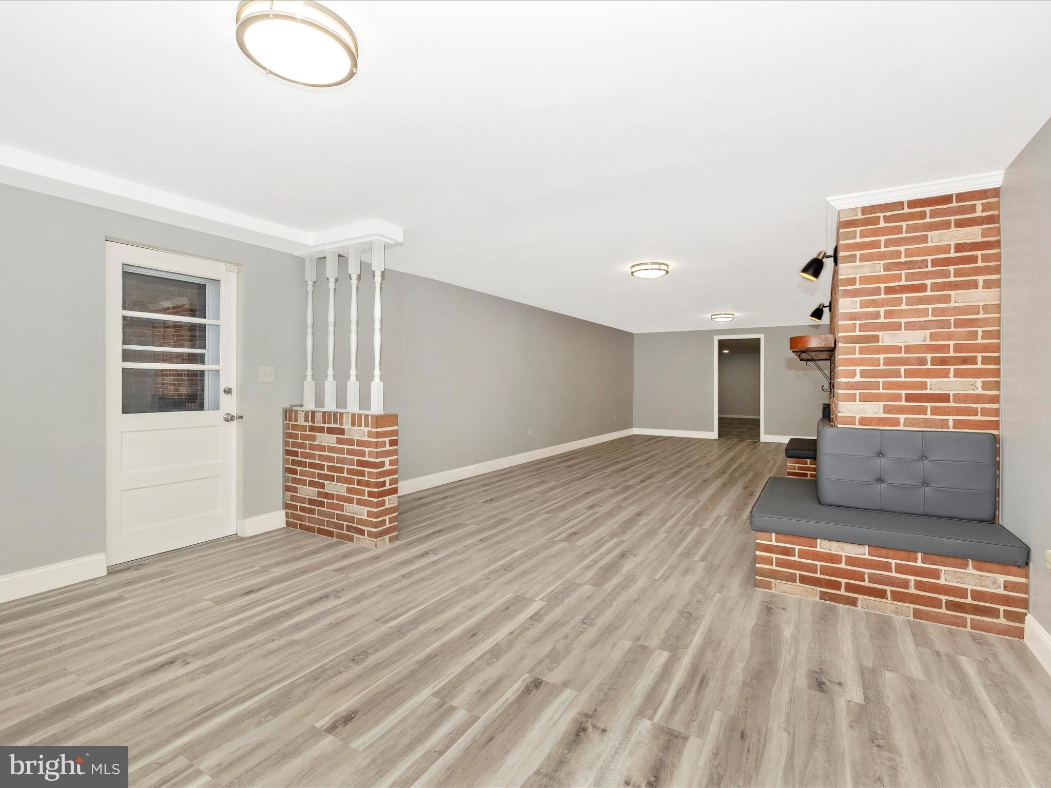 FOUR COUNTY ESTATES - Residential