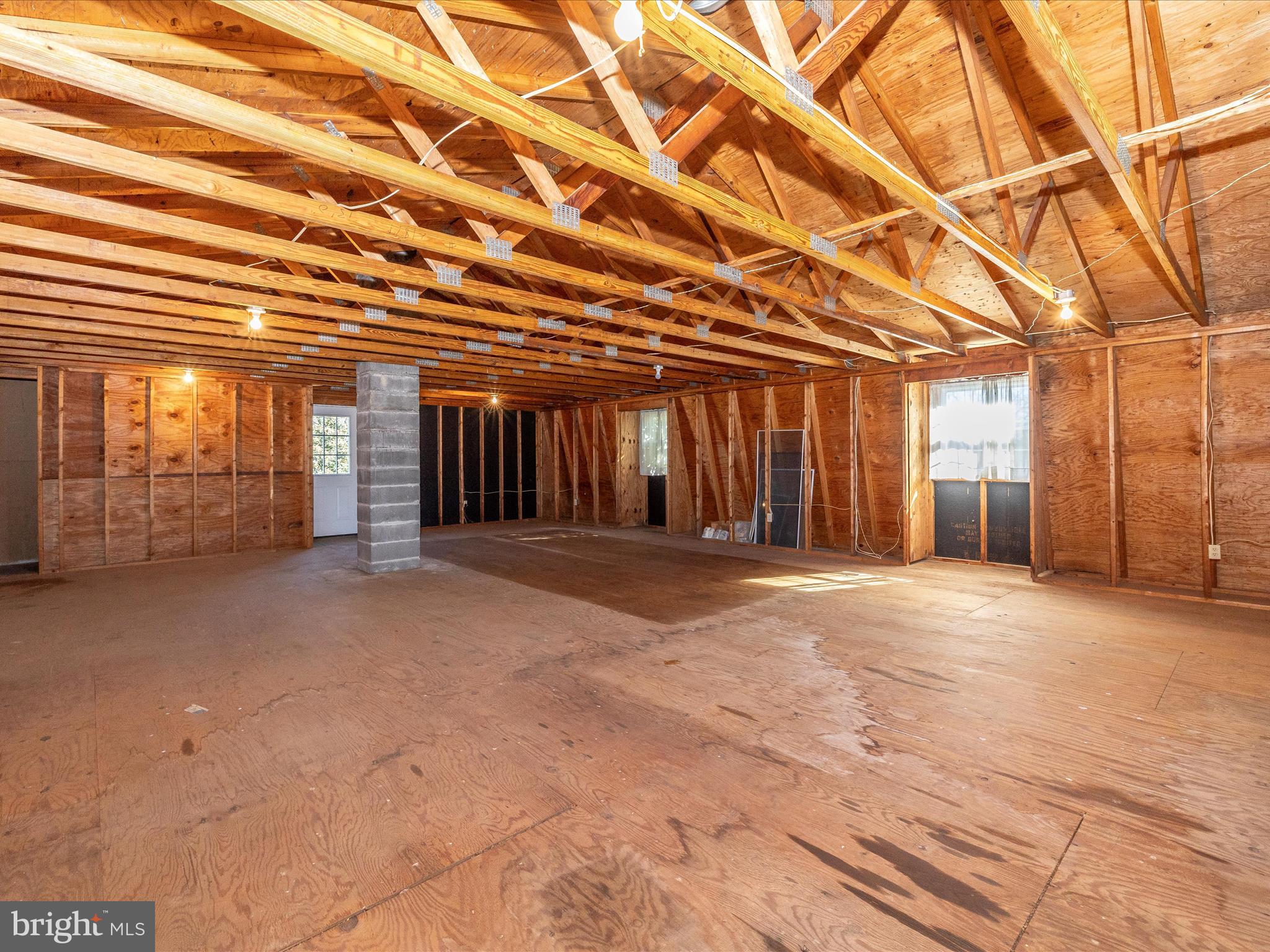 FOUR COUNTY ESTATES - Residential