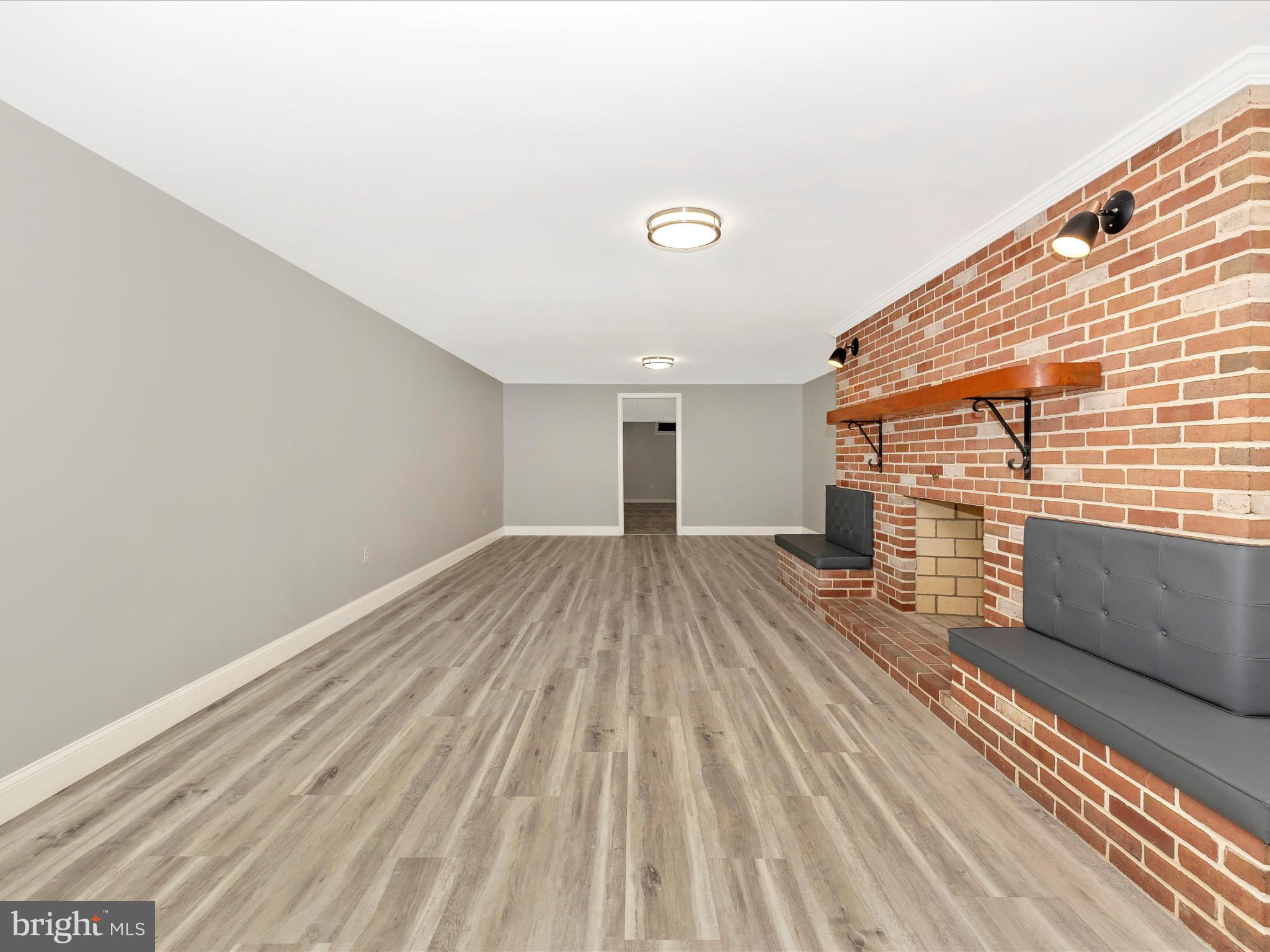 FOUR COUNTY ESTATES - Residential