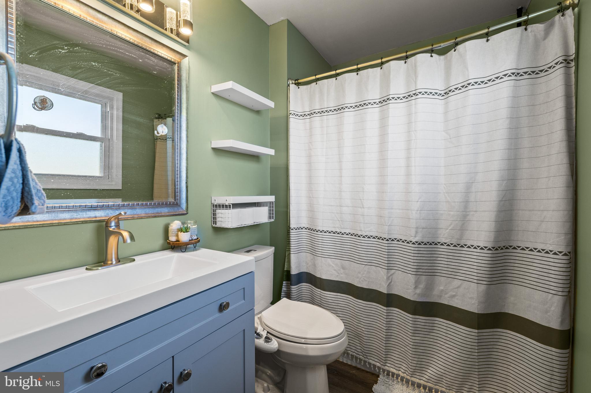 STEWARTSTOWN STATION - Residential