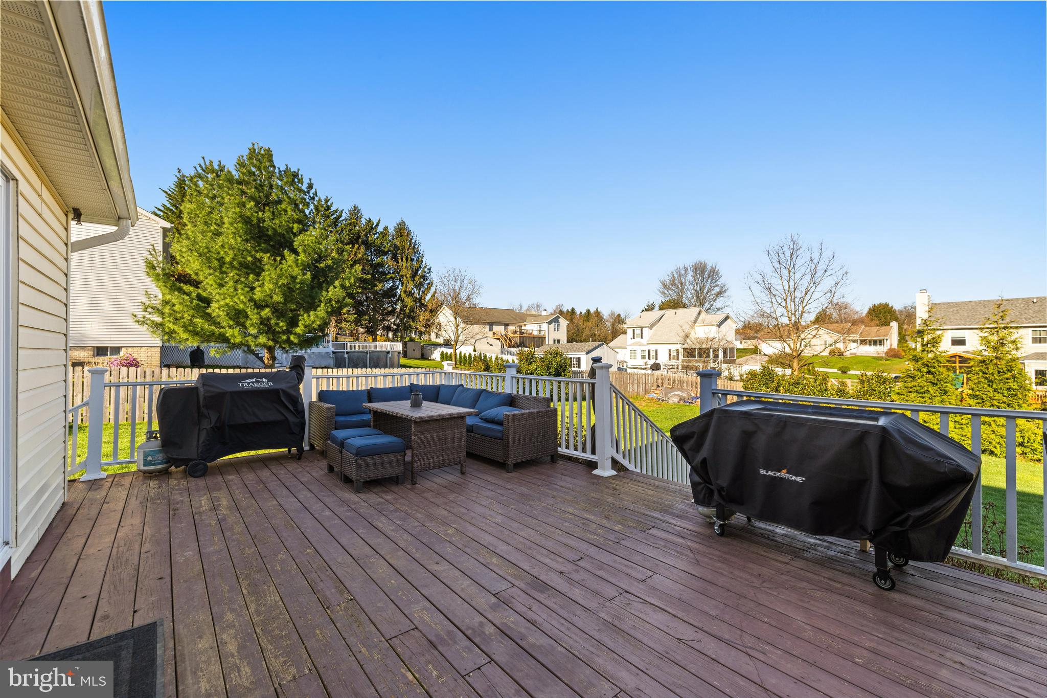 STEWARTSTOWN STATION - Residential