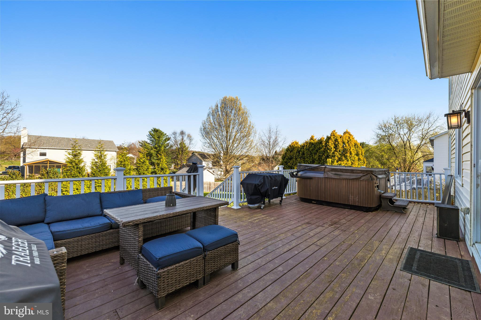 STEWARTSTOWN STATION - Residential