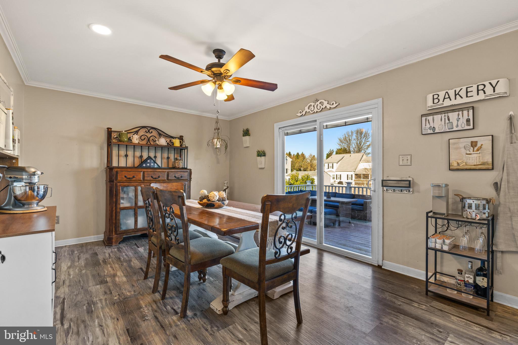 STEWARTSTOWN STATION - Residential