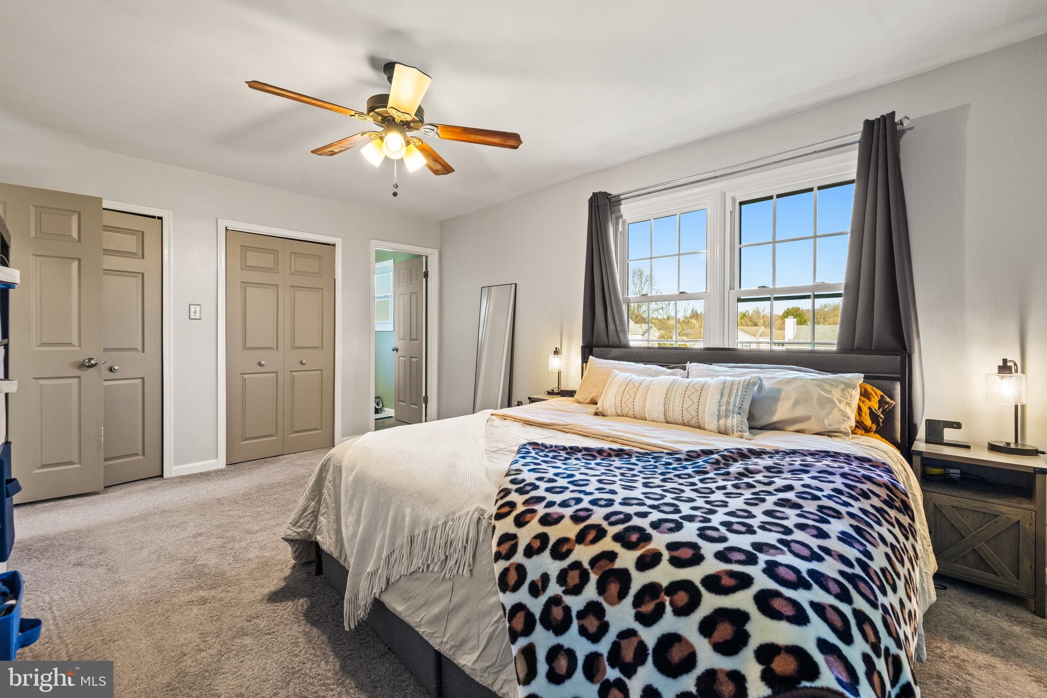 STEWARTSTOWN STATION - Residential