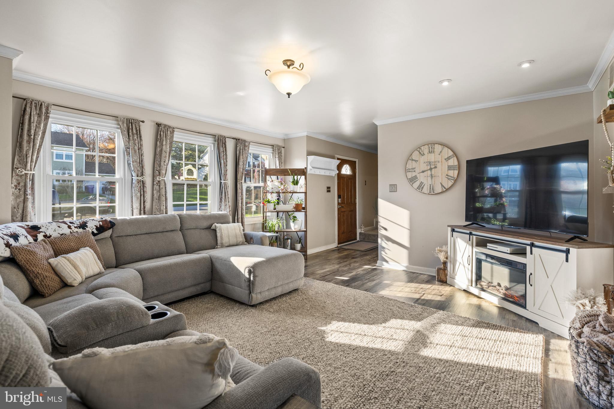 STEWARTSTOWN STATION - Residential