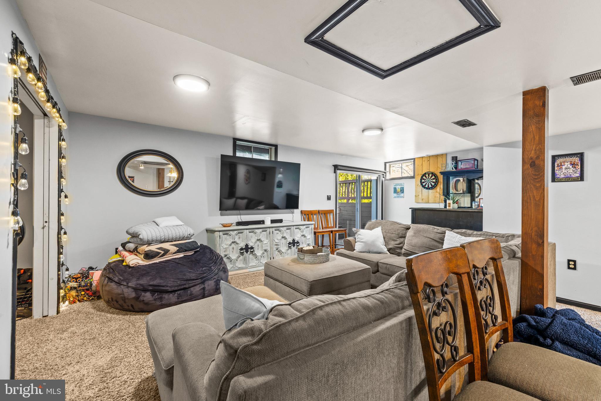 STEWARTSTOWN STATION - Residential