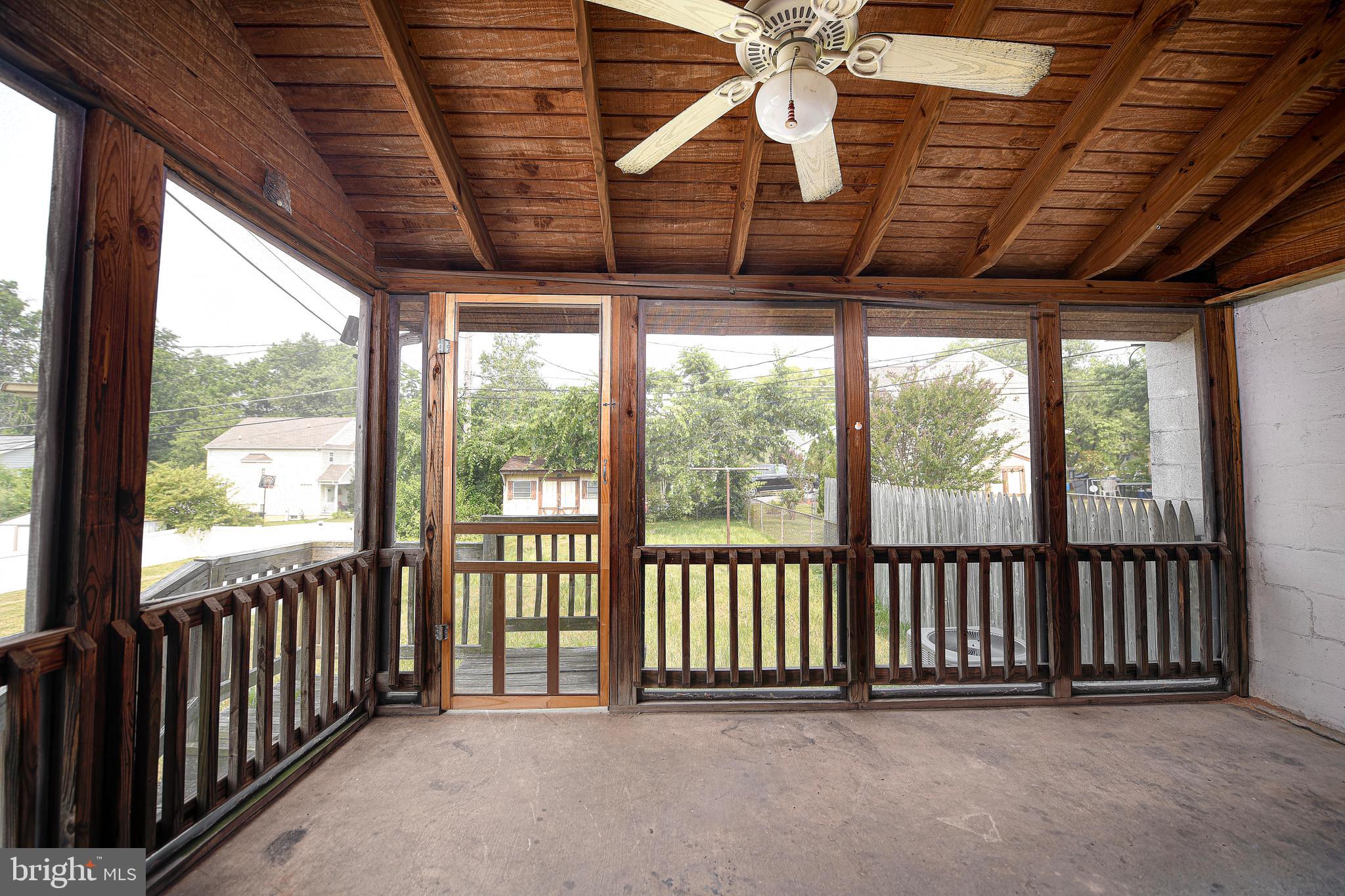 KEN KNOLL - Residential