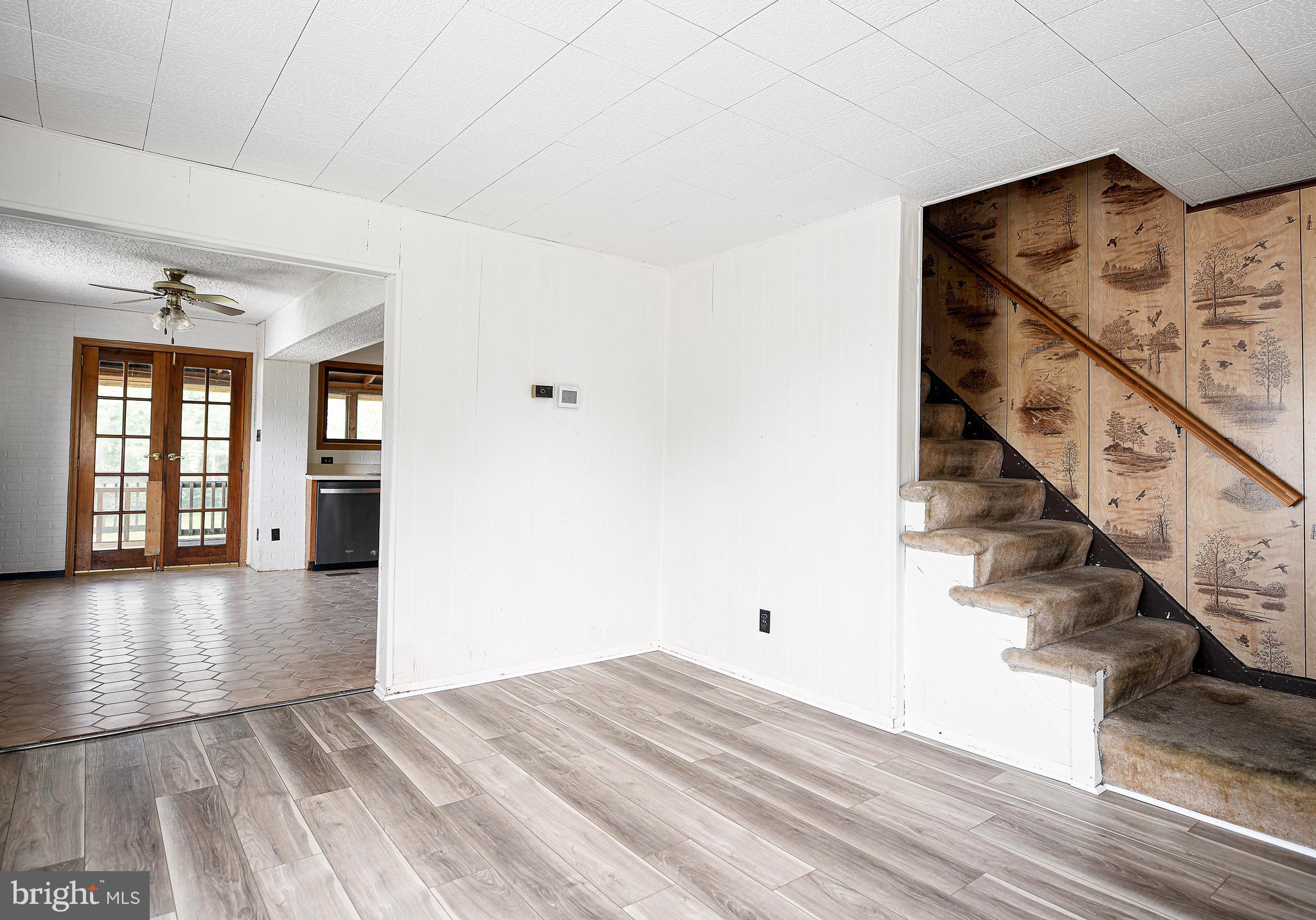 KEN KNOLL - Residential