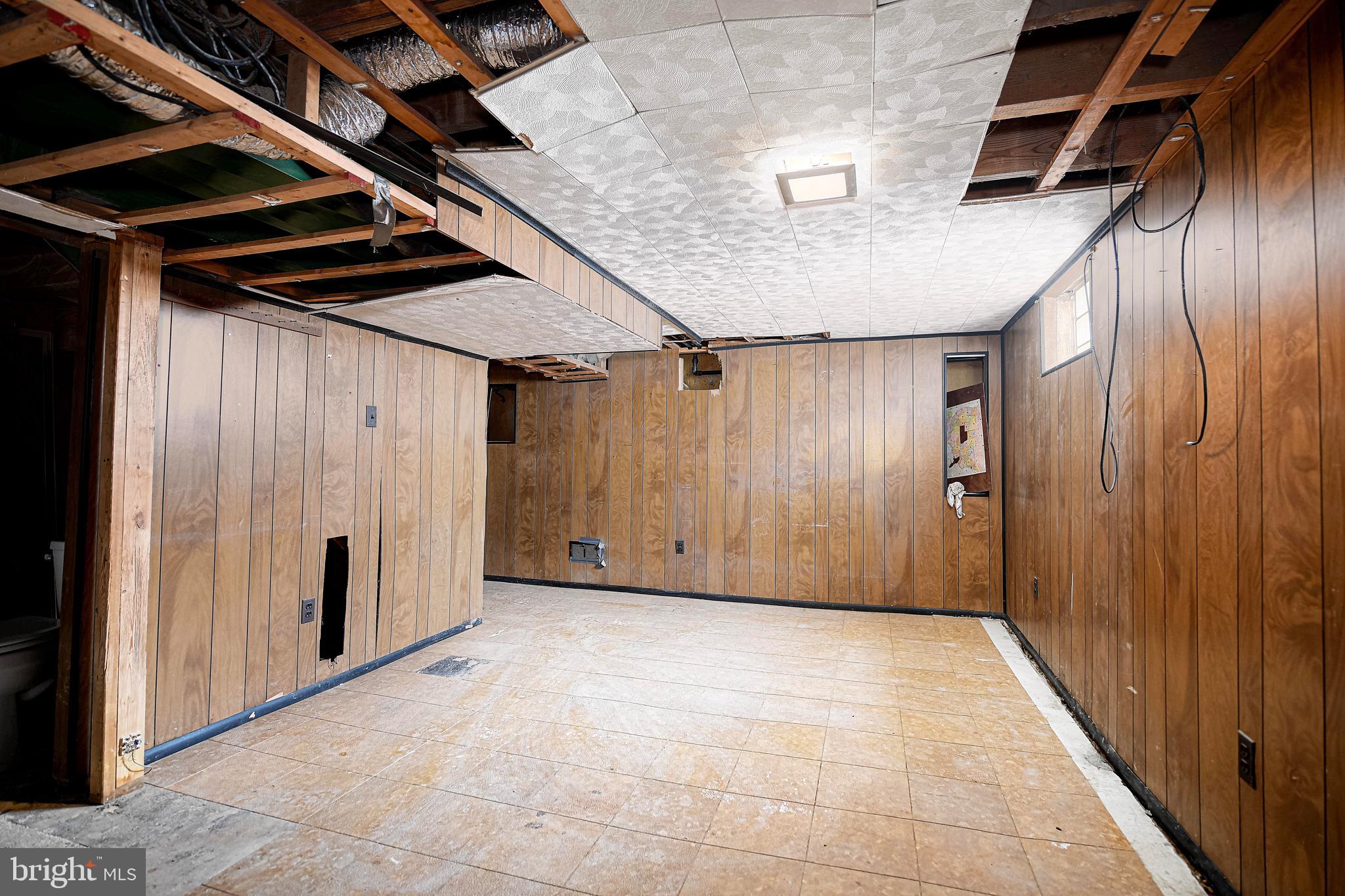 KEN KNOLL - Residential