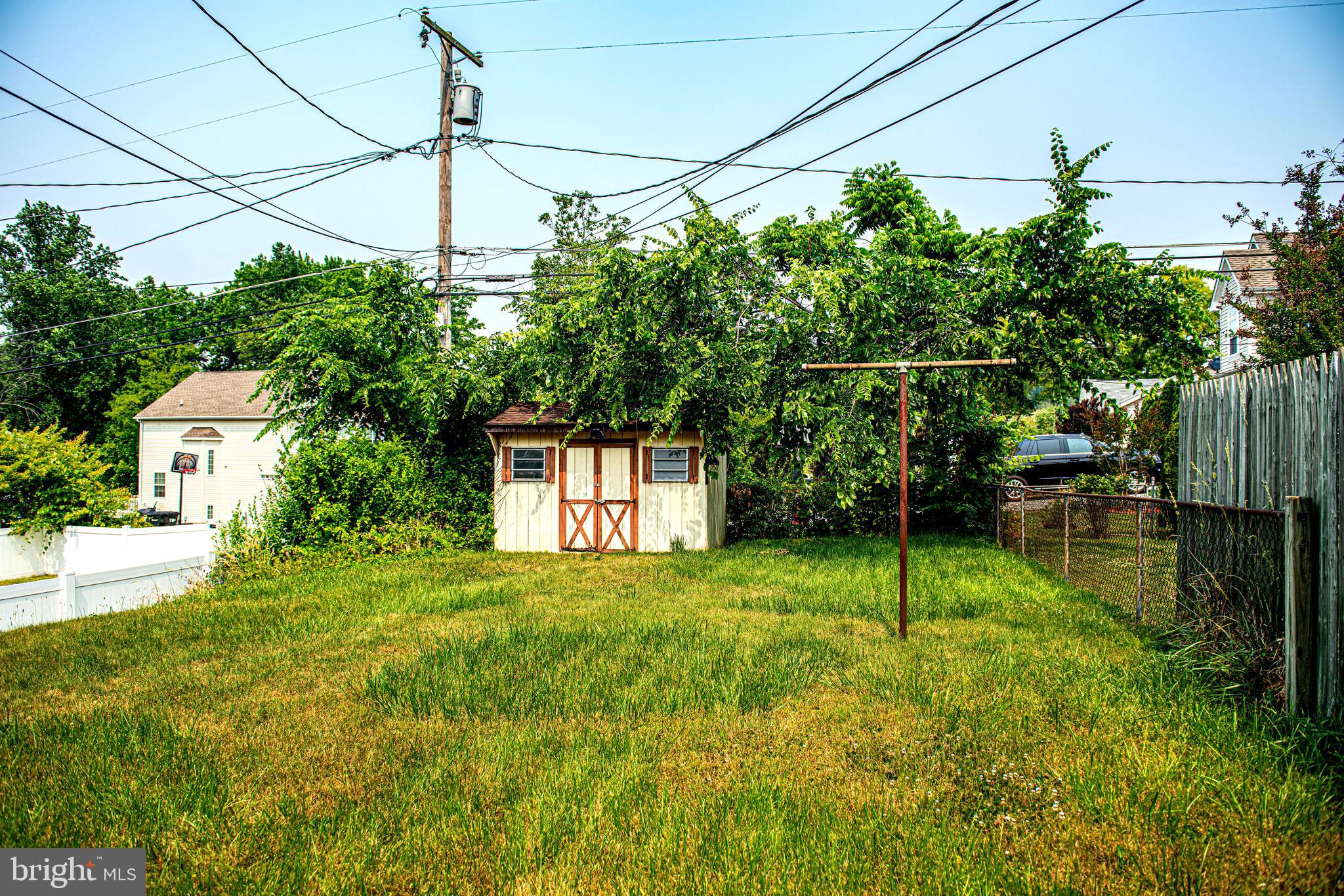 KEN KNOLL - Residential