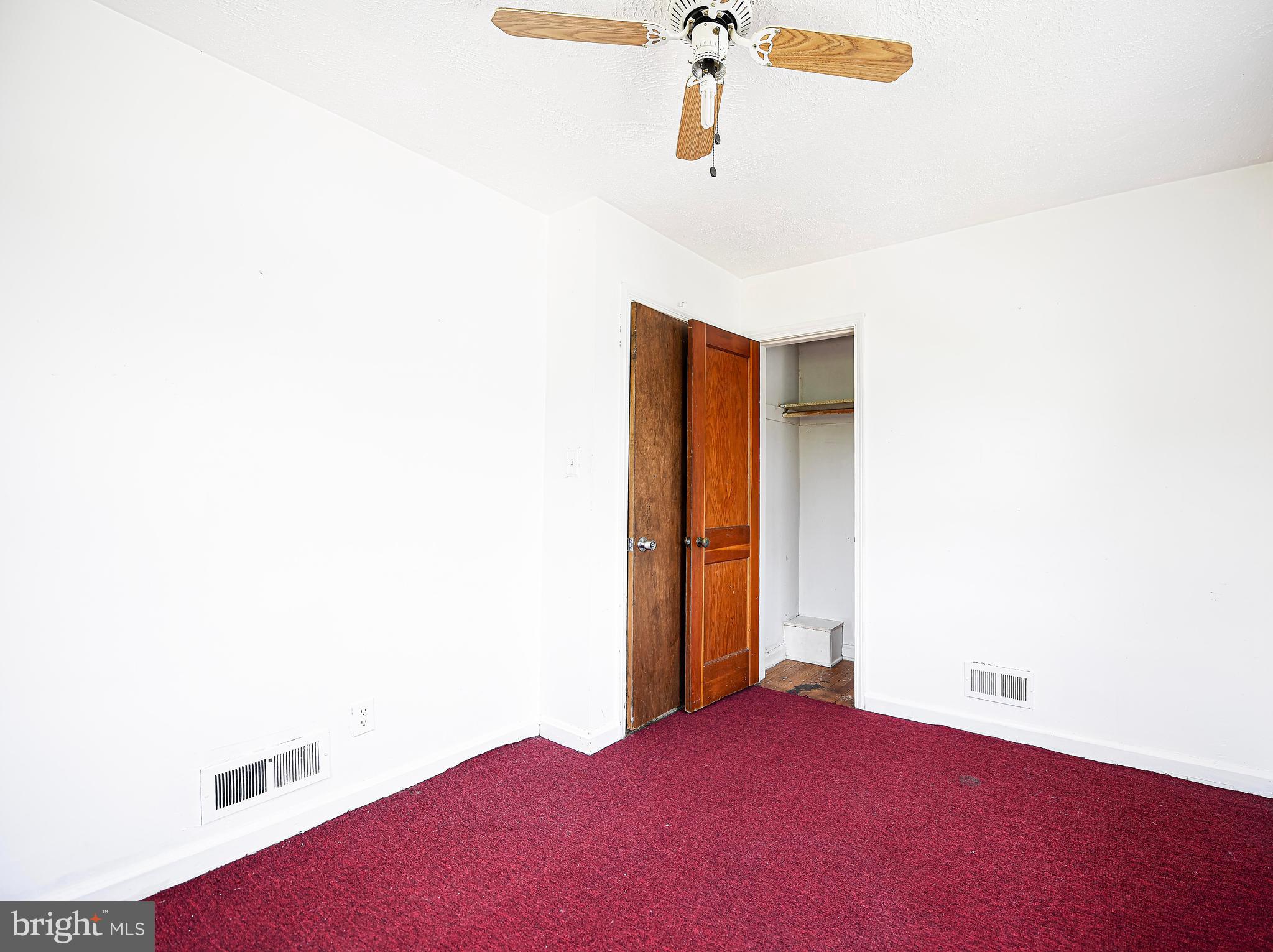 KEN KNOLL - Residential