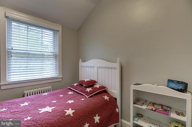 VIRGINIA SQUARE - Residential Lease