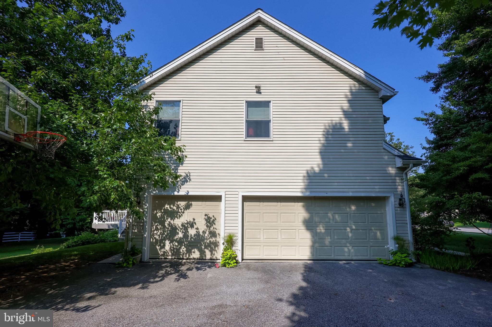 126 GLEBE LANE
