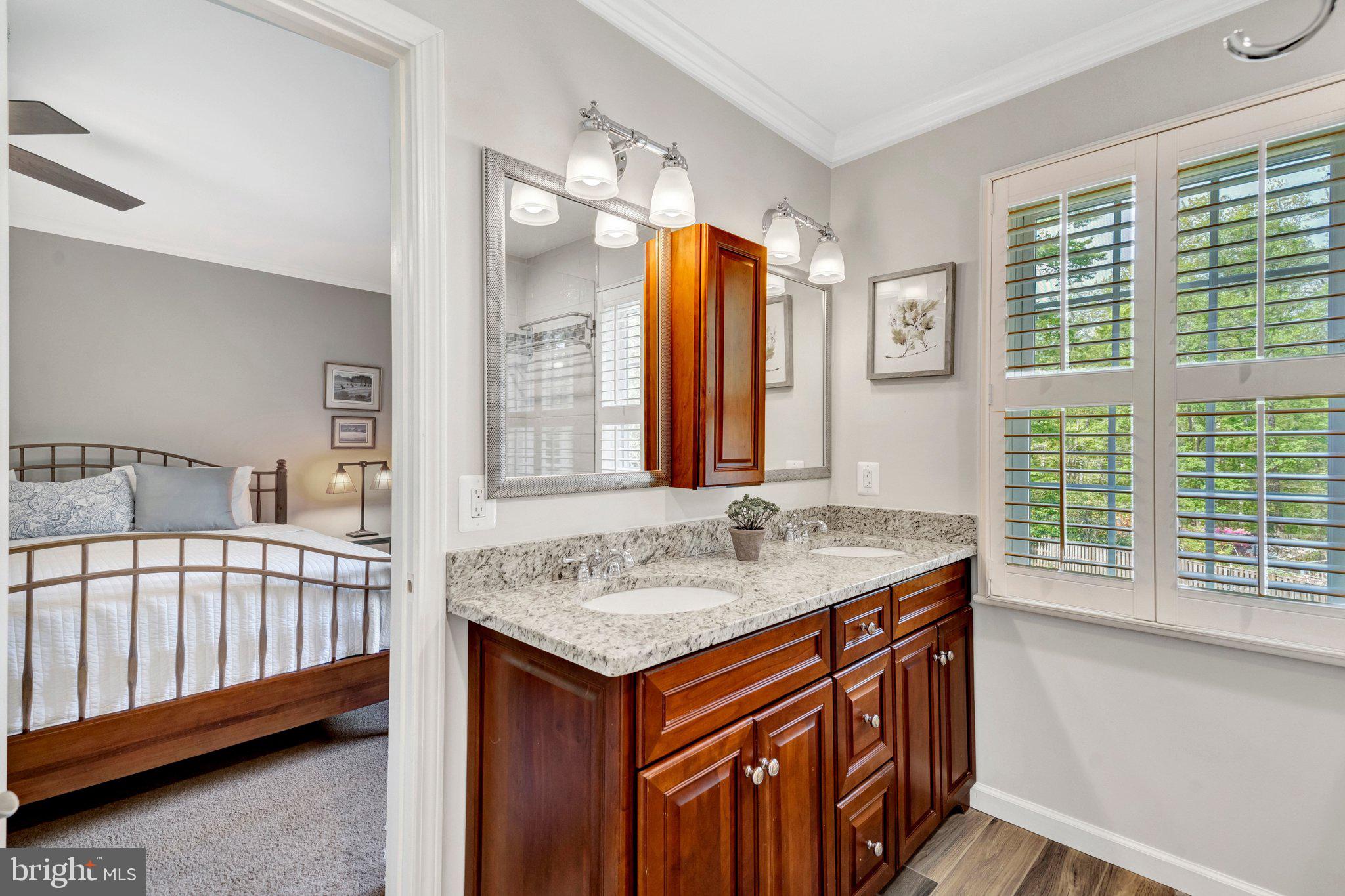 OAKBROOK - Residential