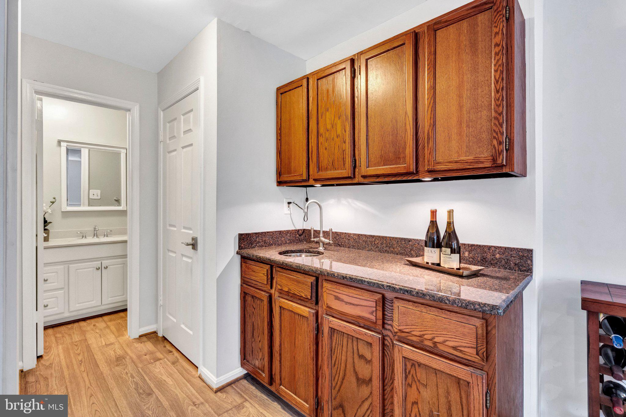 OAKBROOK - Residential