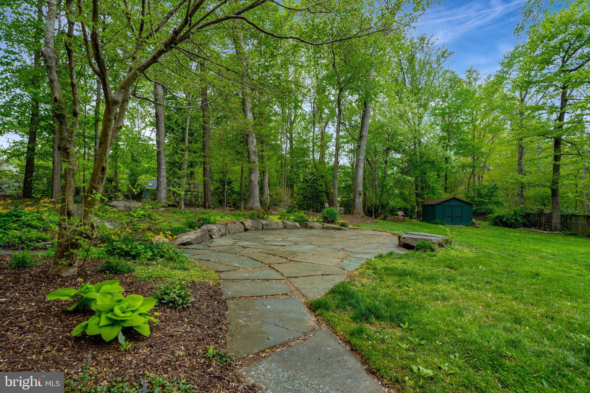 OAKBROOK - Residential