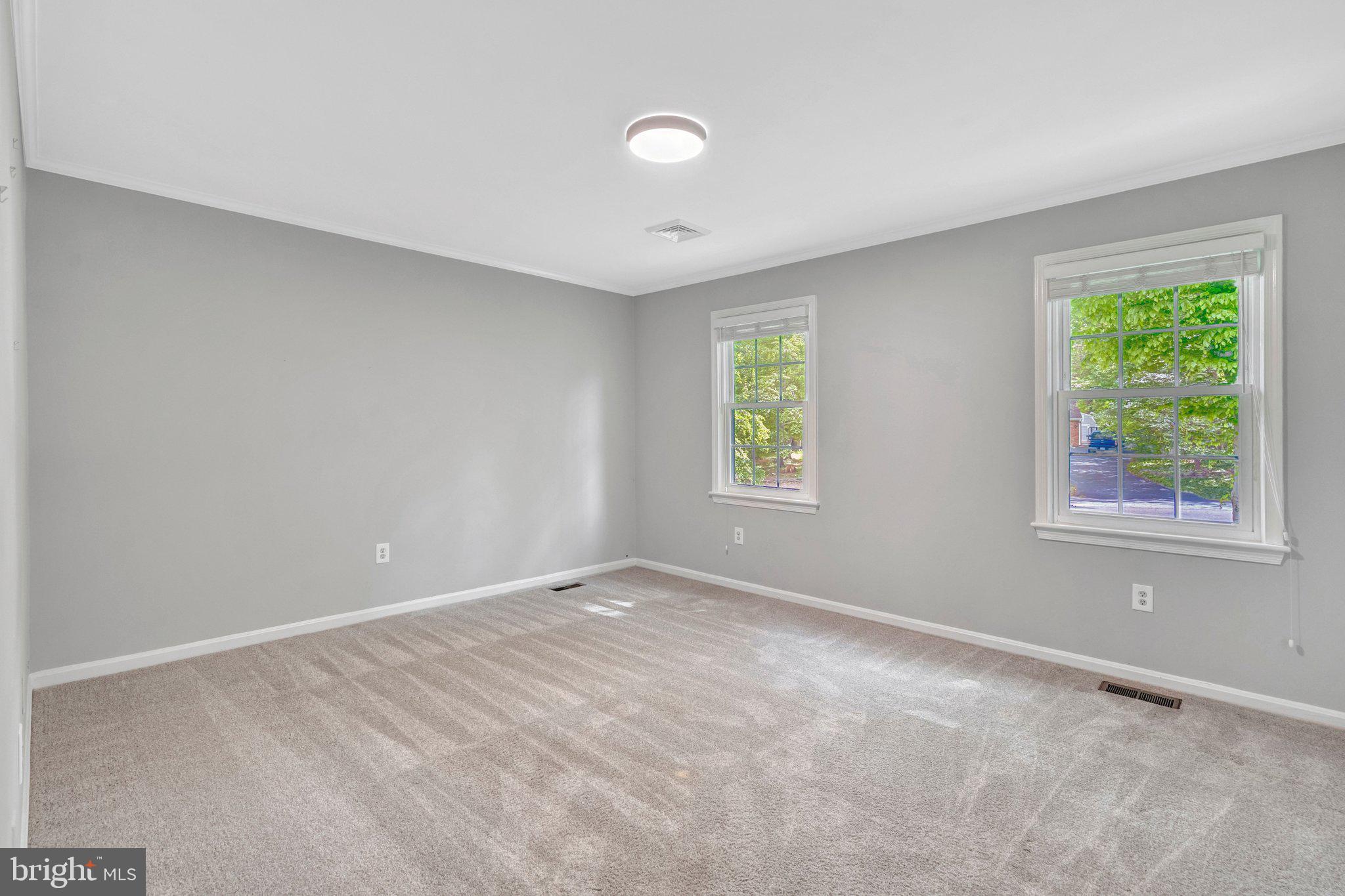 OAKBROOK - Residential