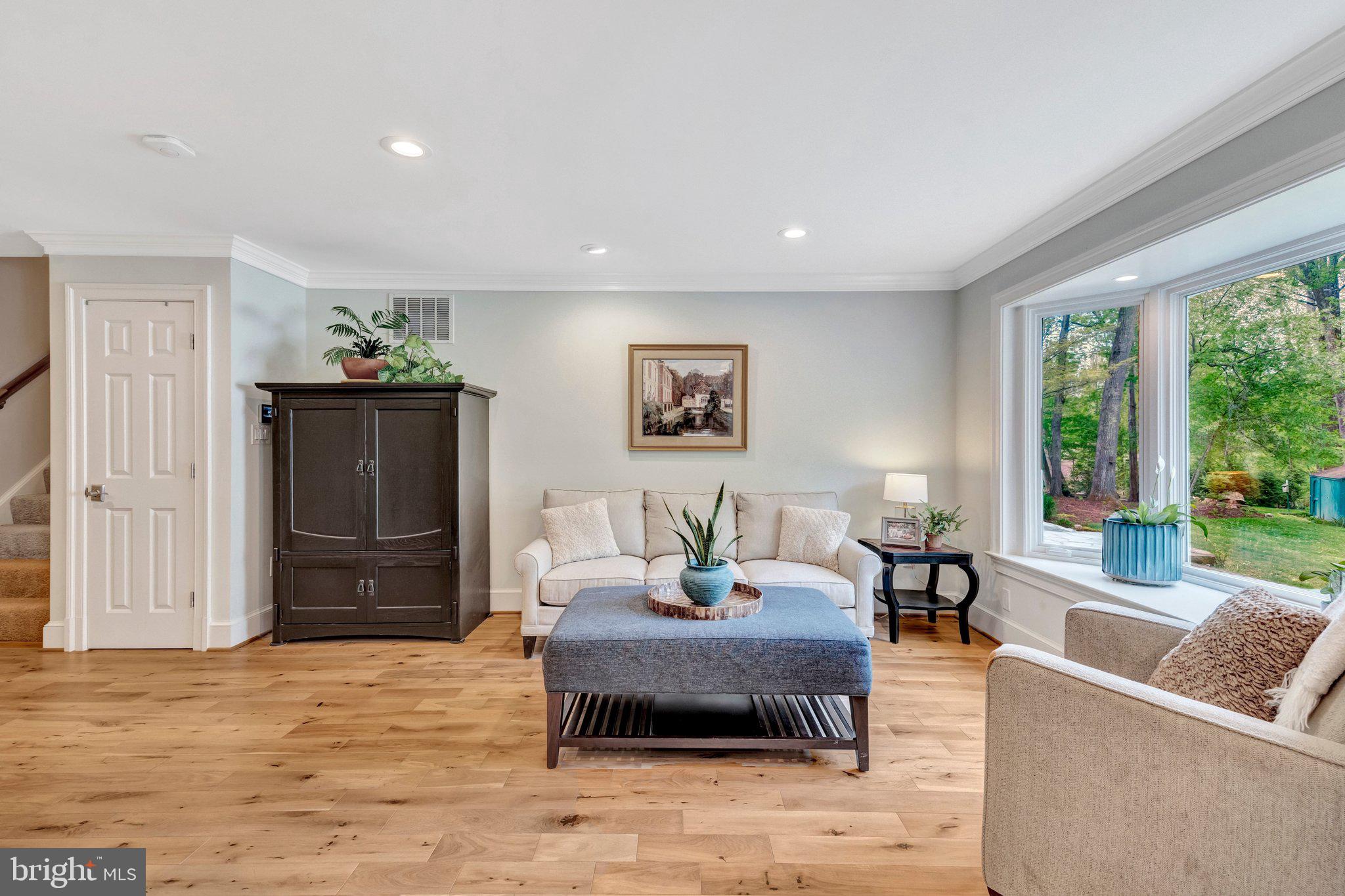 OAKBROOK - Residential