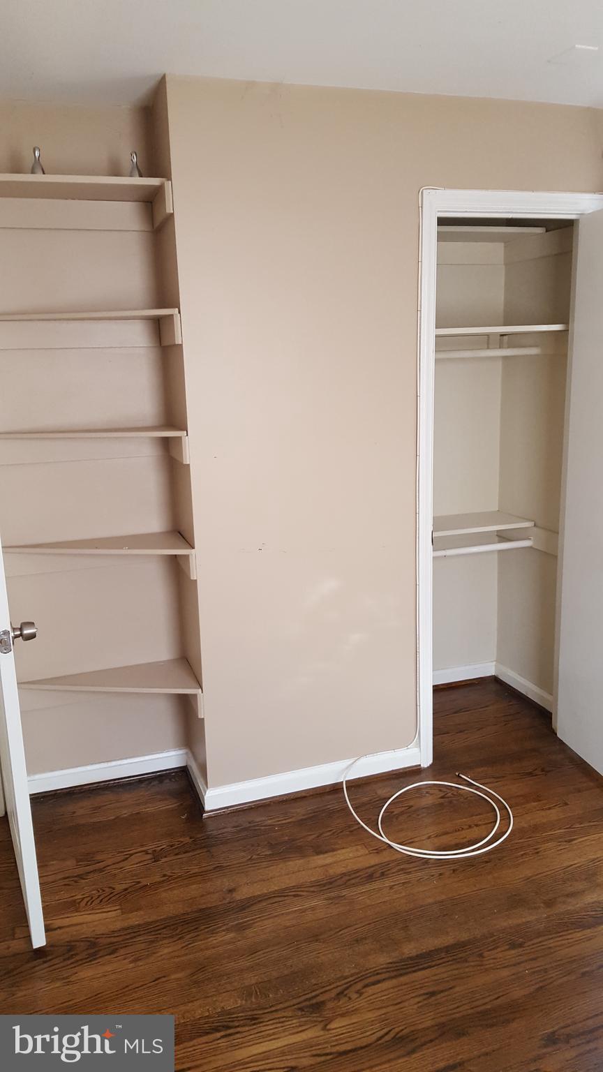 HOLLYWOOD - Residential Lease