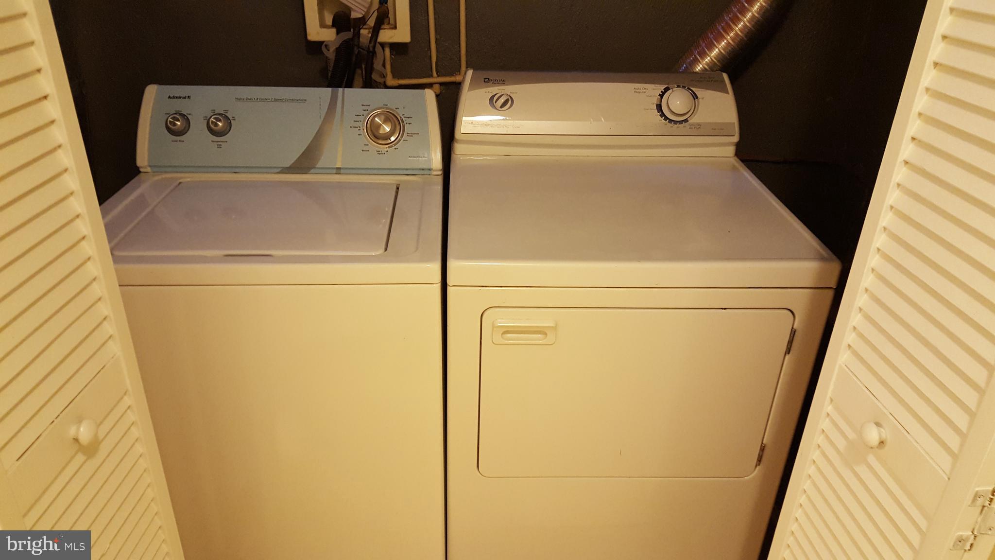 HOLLYWOOD - Residential Lease